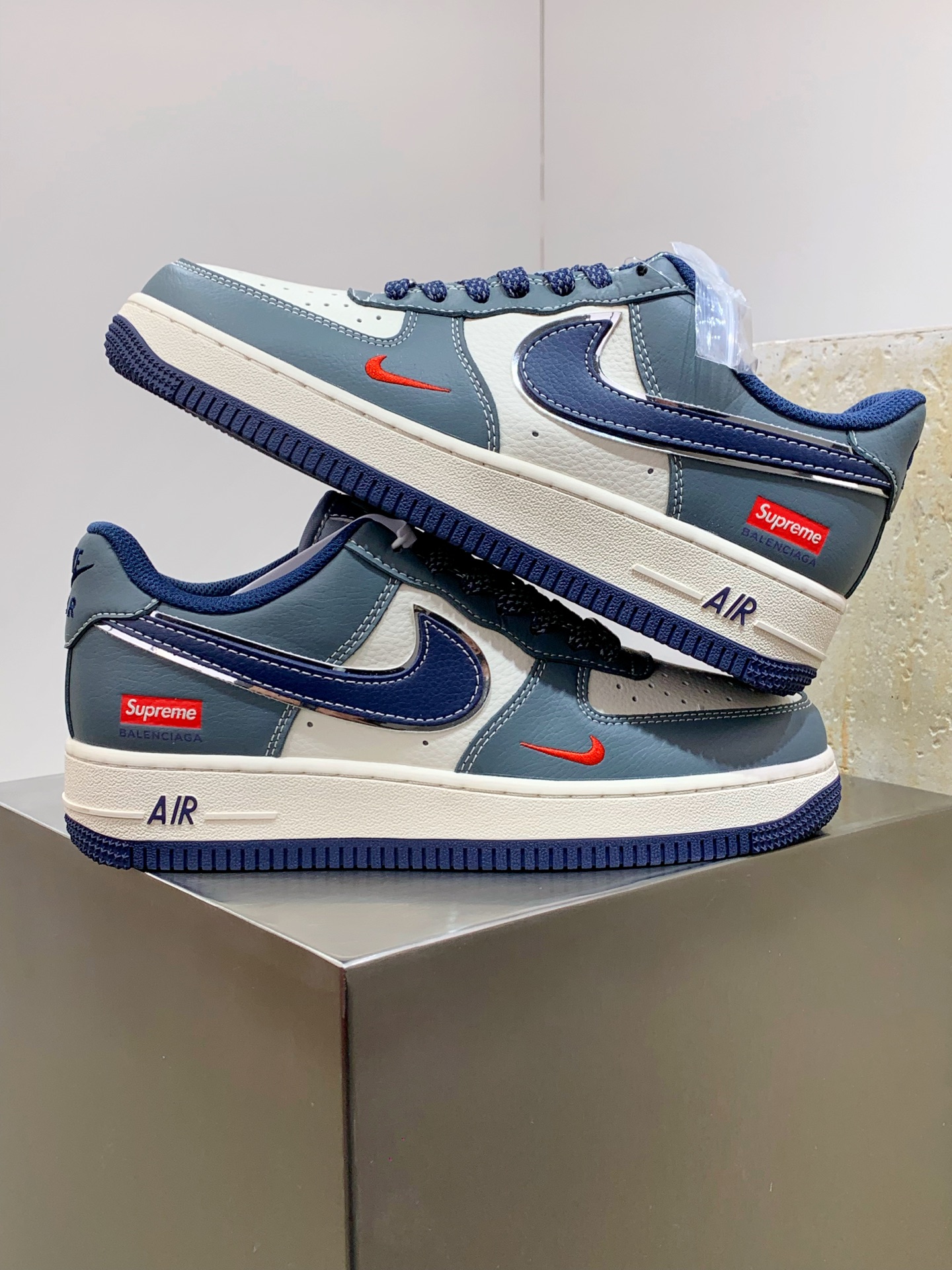 Supreme Basic Shoes M-l-s