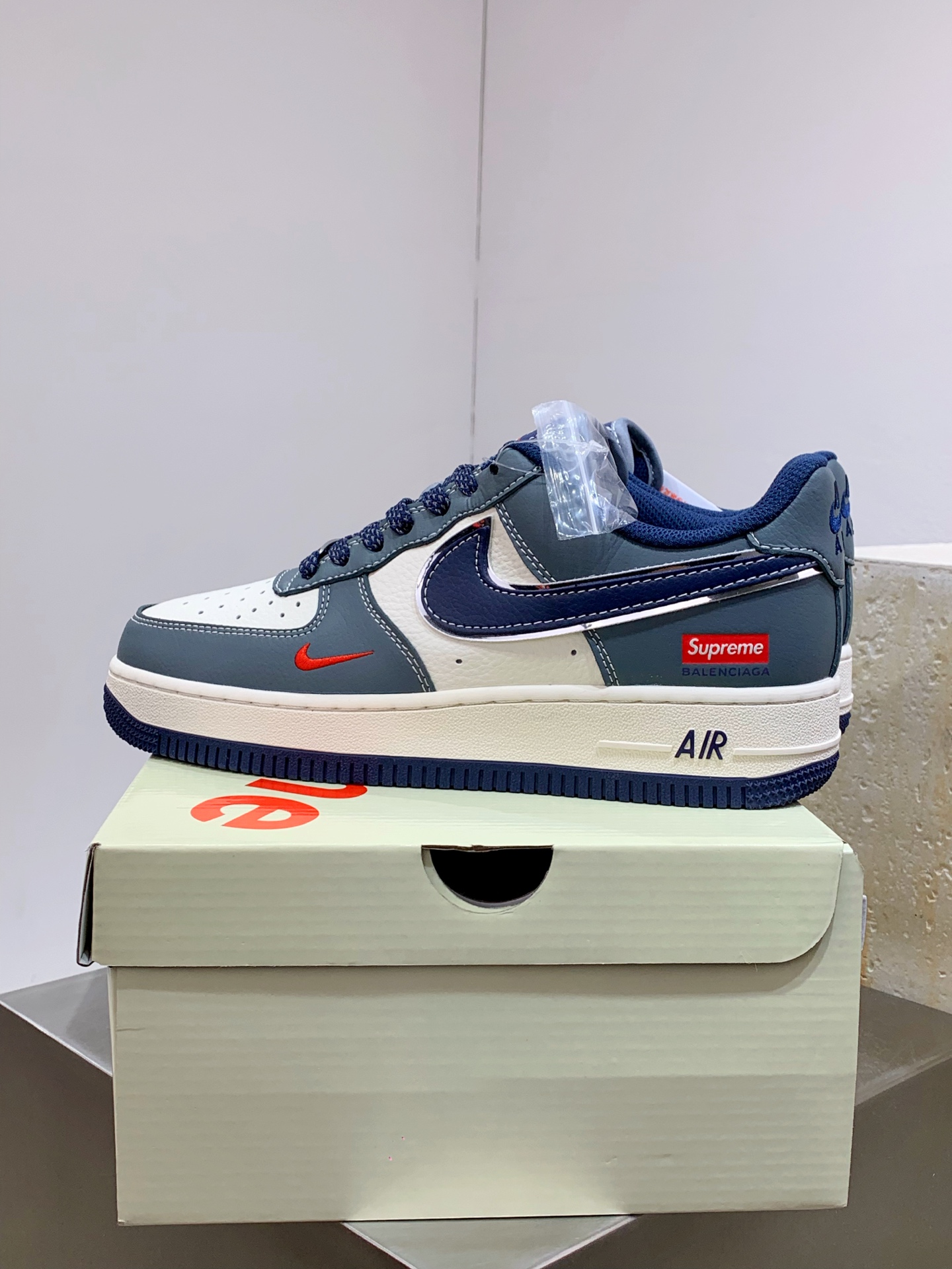 Supreme Basic Shoes M-l-s