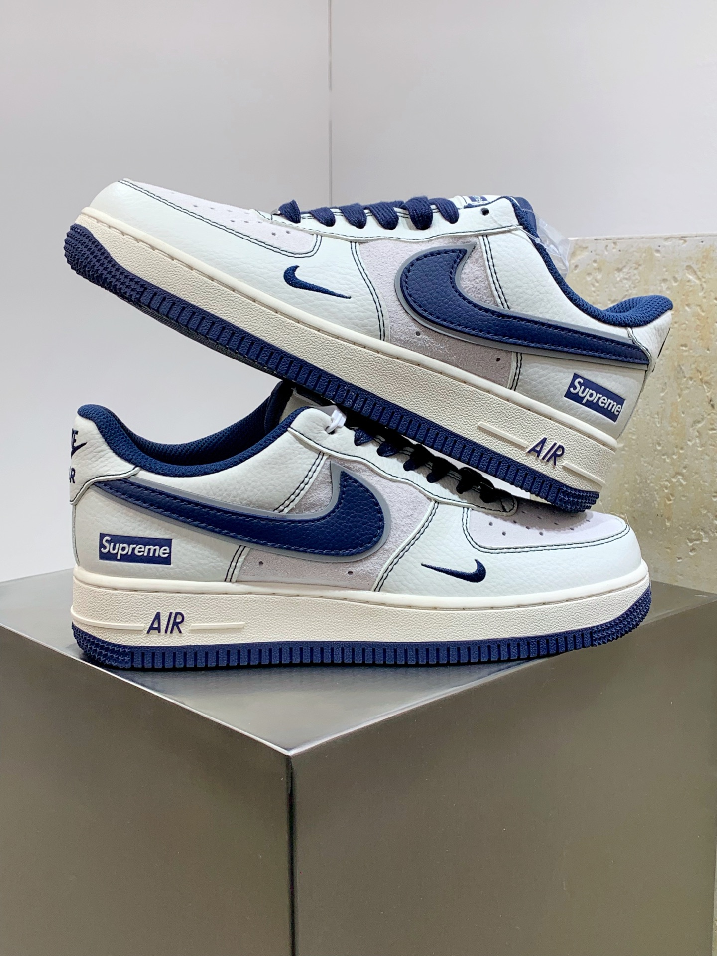 Supreme Basic Shoes M-l-s