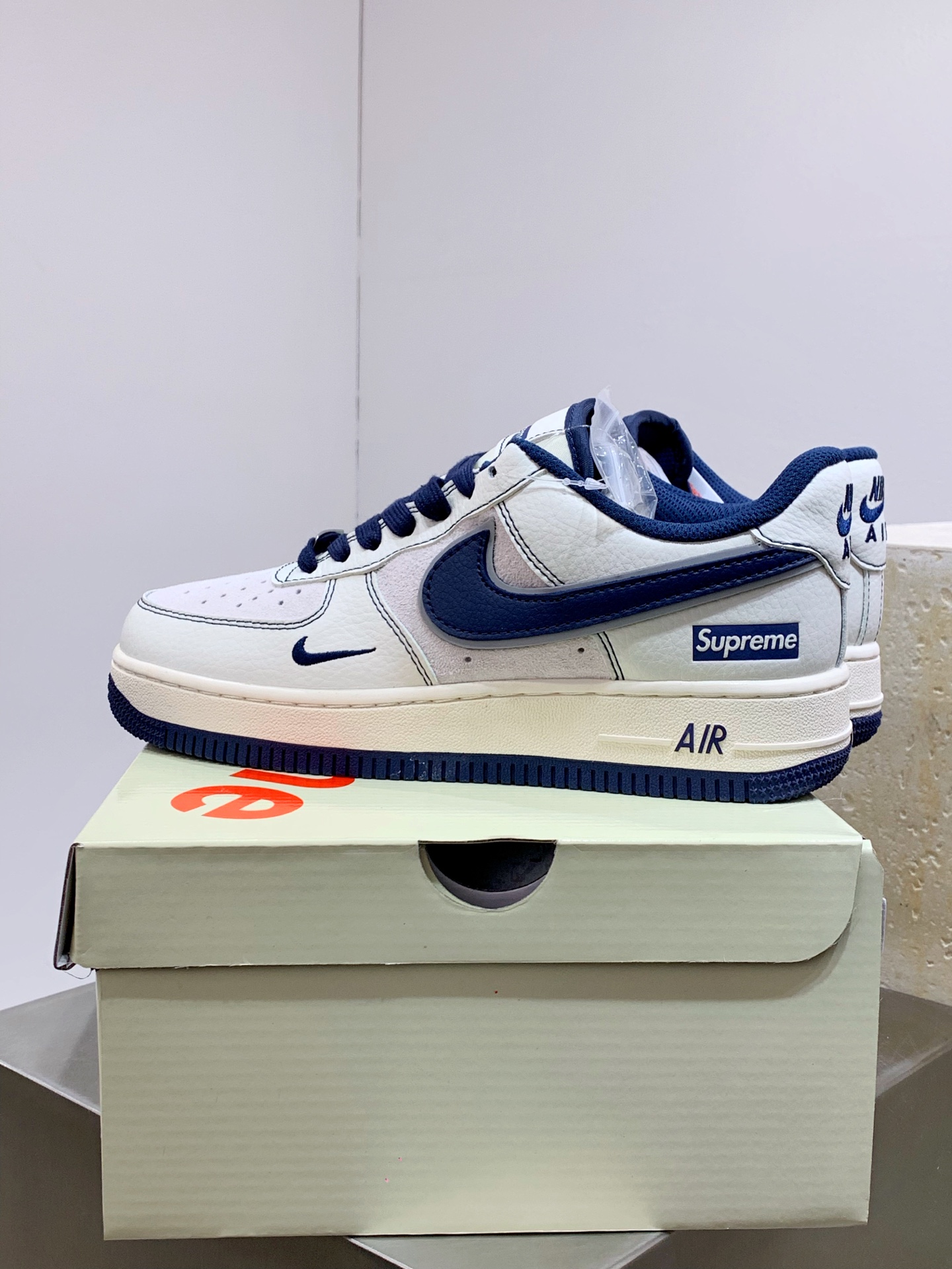 Supreme Basic Shoes M-l-s