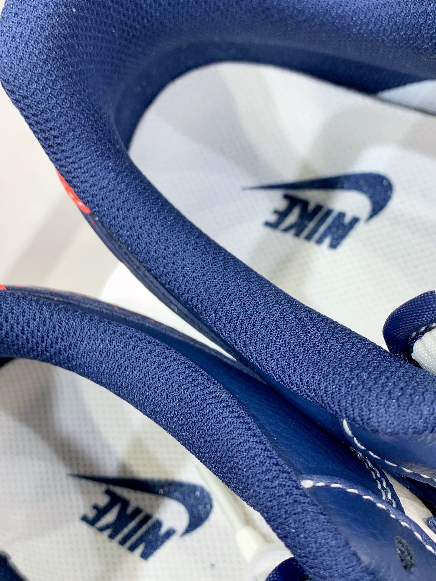 The North Face Basic Shoes L-s