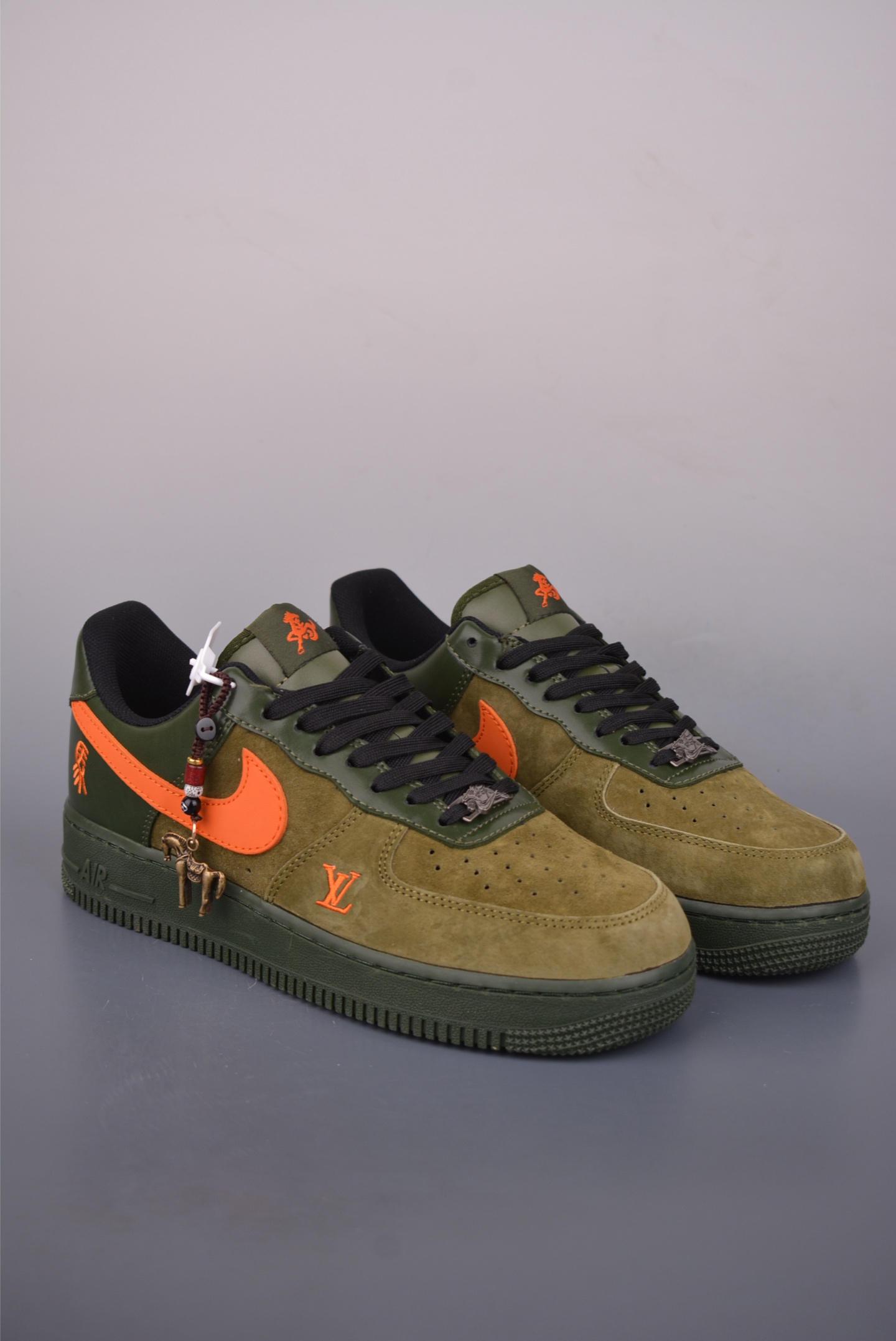 Louis Vuitton Basic Shoes L-s