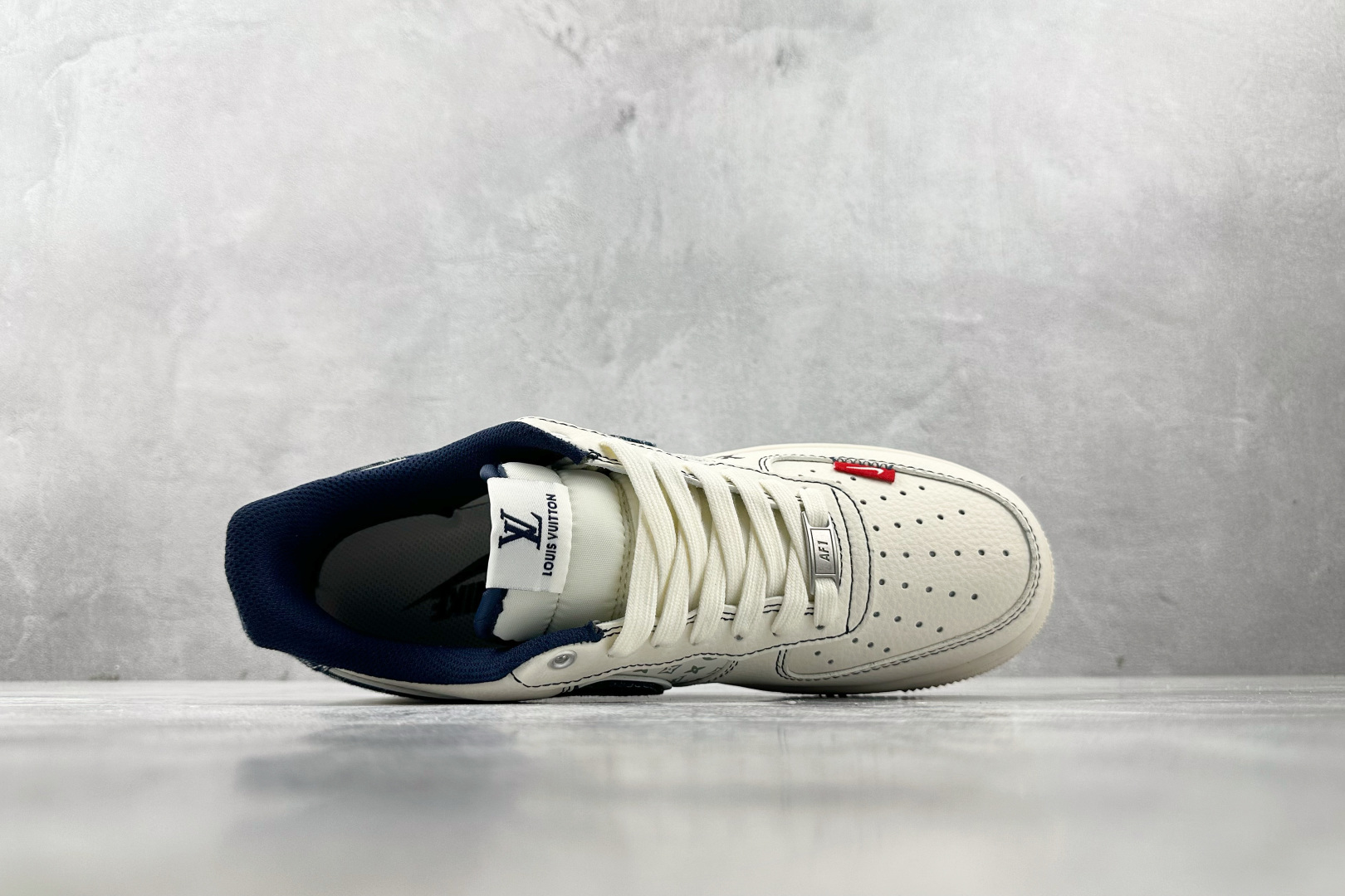 Louis Vuitton Basic Shoes L