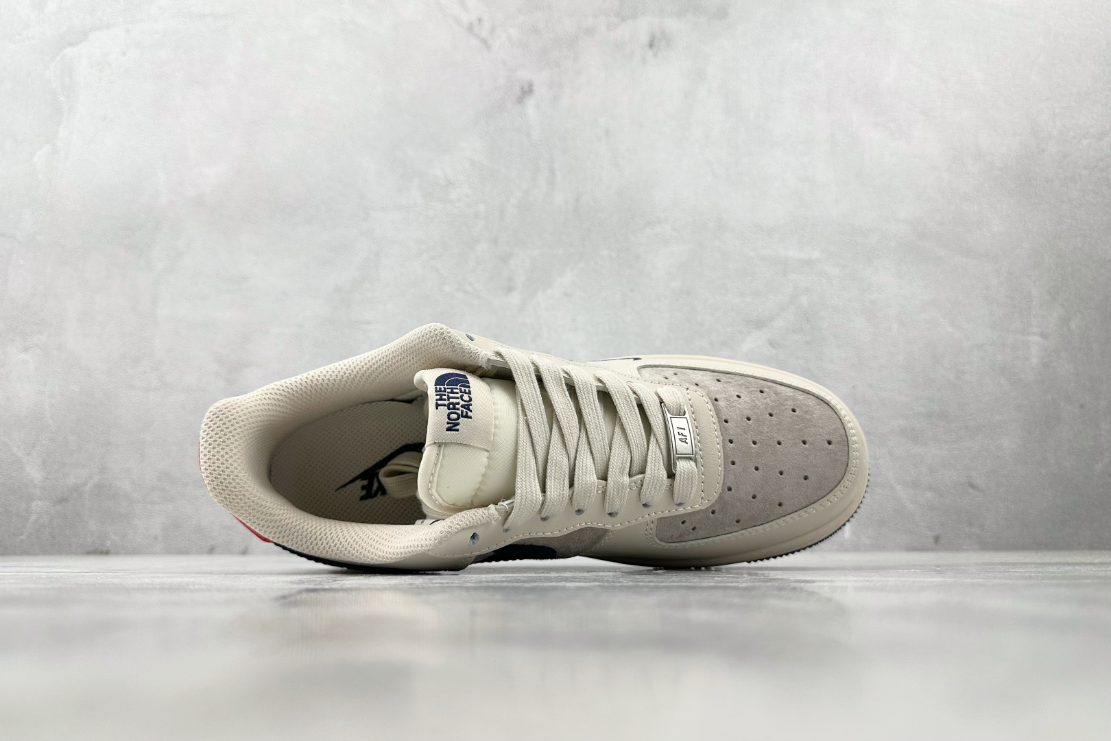 The North Face Basic Shoes Gray