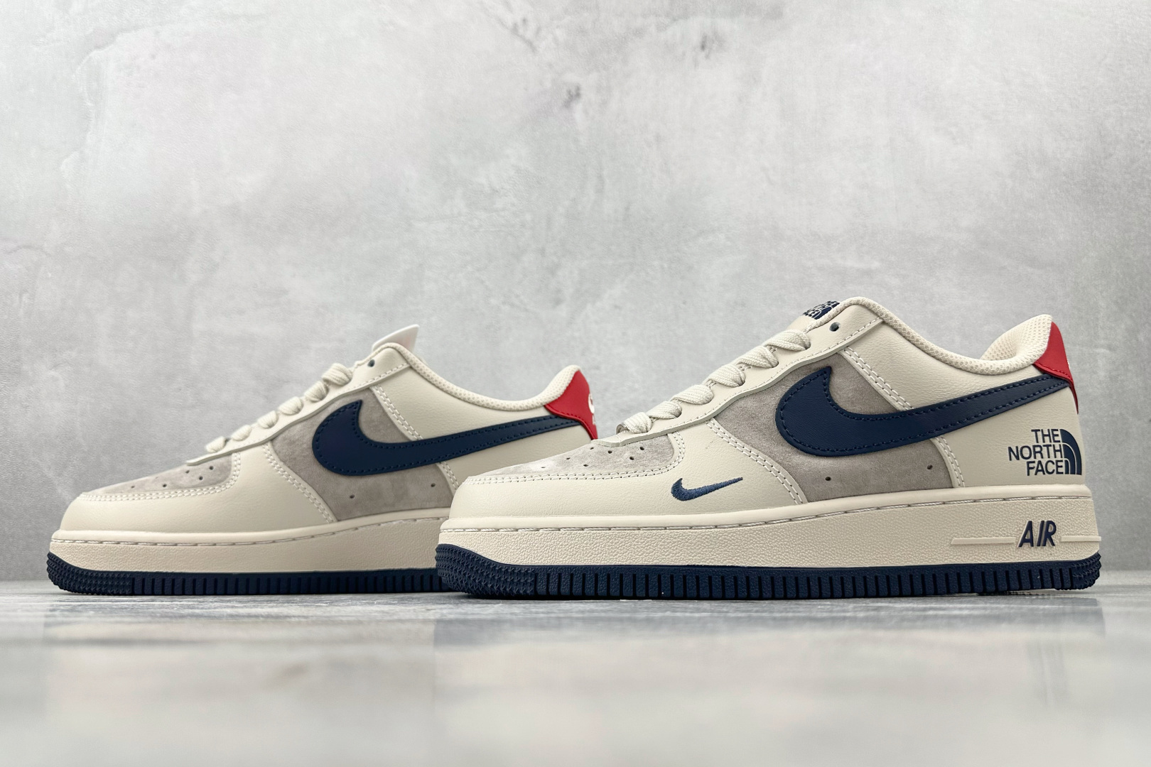 The North Face Basic Shoes Gray