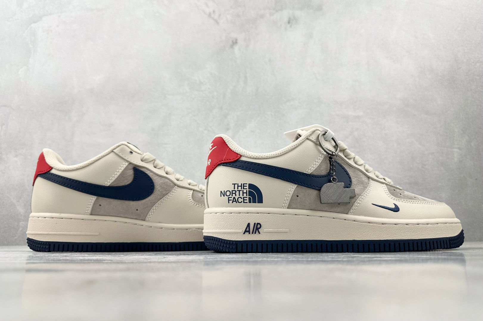 The North Face Basic Shoes Gray