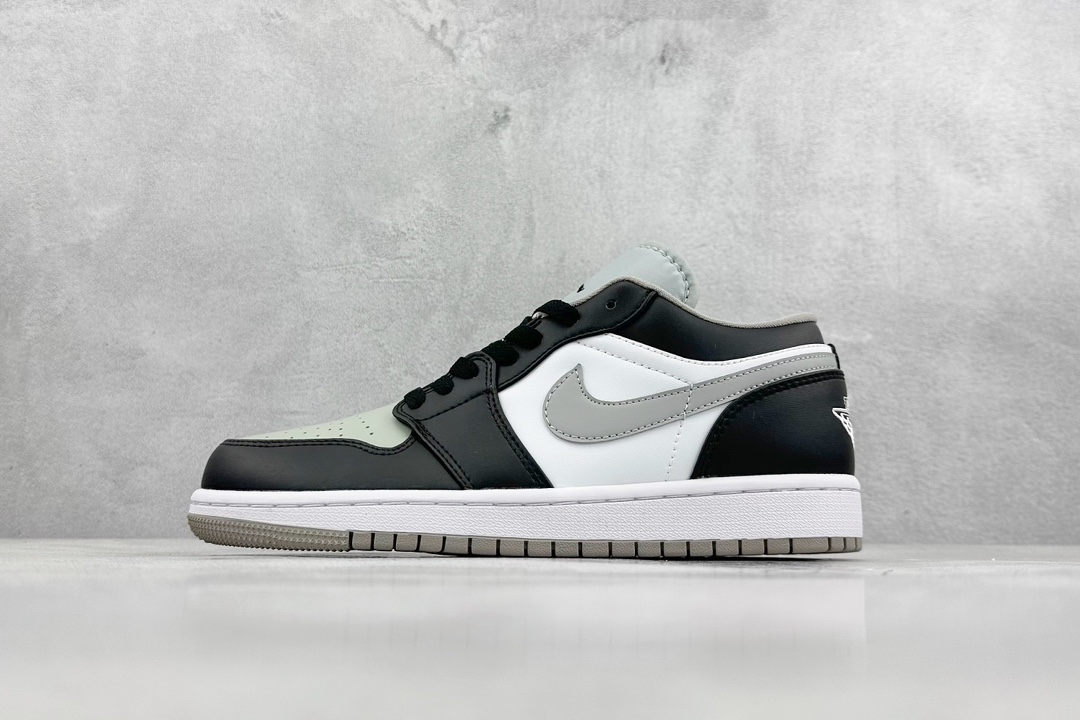 Jordan Nike Board Shoes L