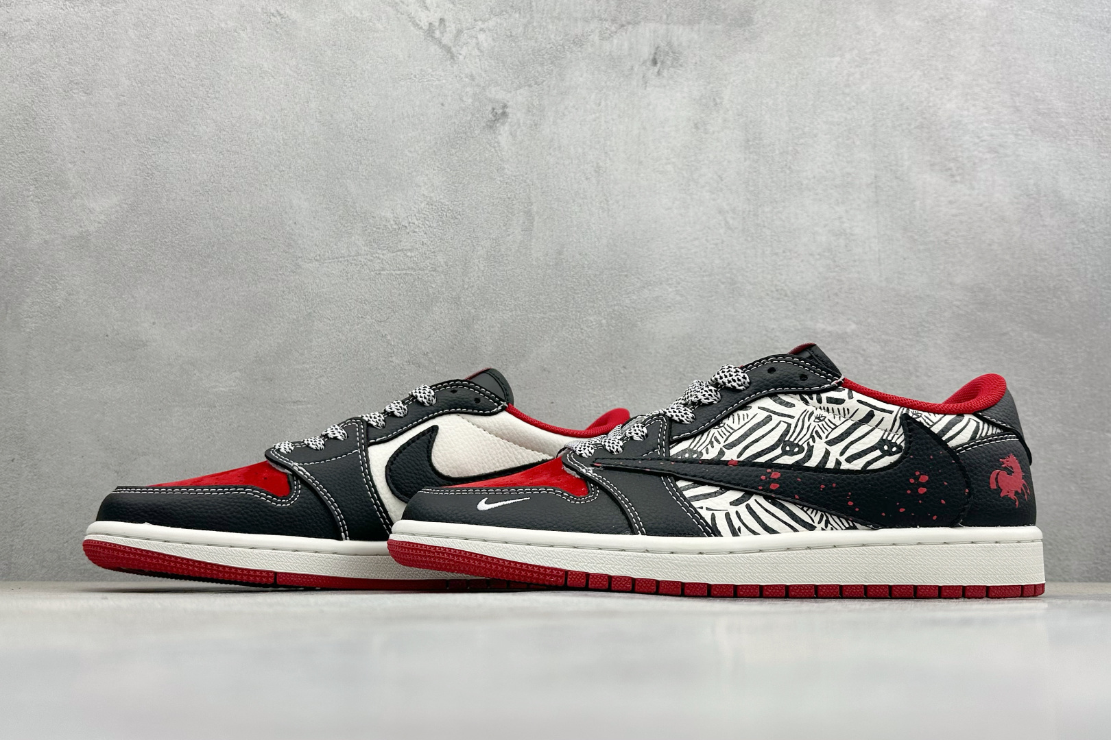 Jordan Nike Basic Shoes L