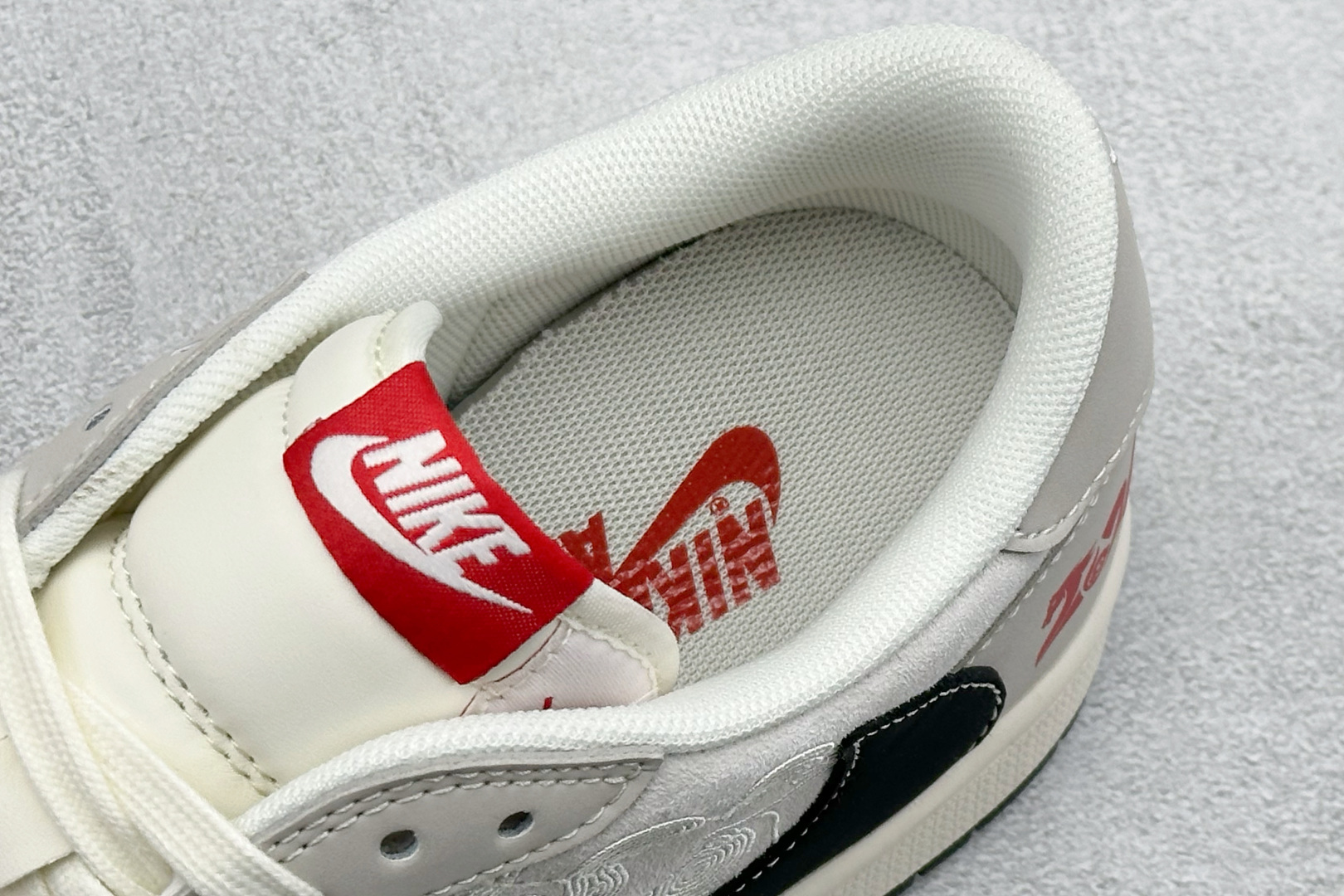 Jordan Nike Basic Shoes L