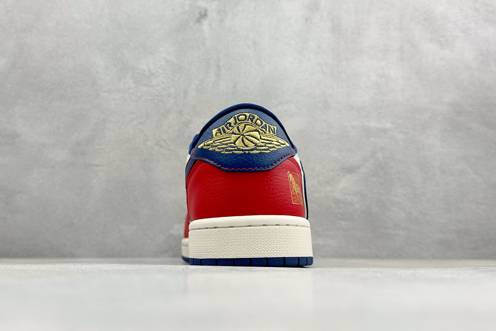 Jordan Nike Basic Shoes L