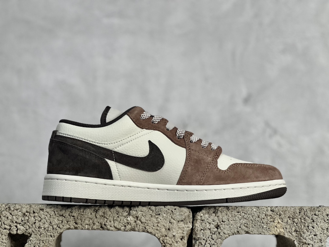 Jordan Nike Basic Shoes L