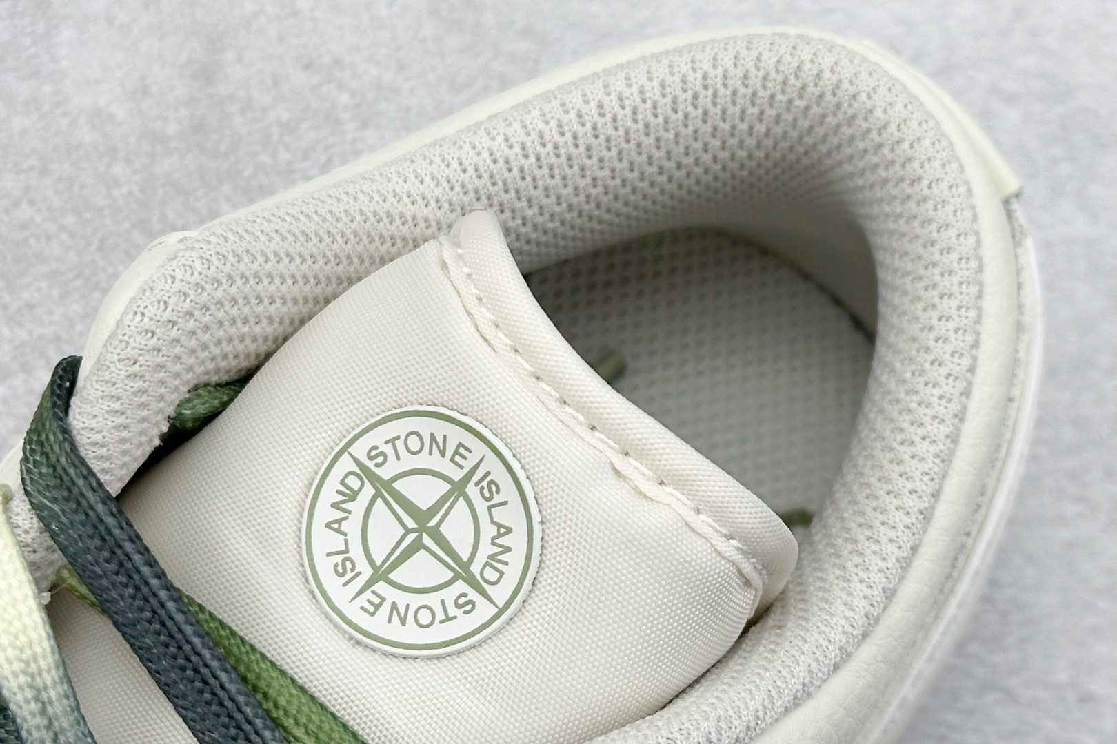 Jordan Nike Basic Shoes L