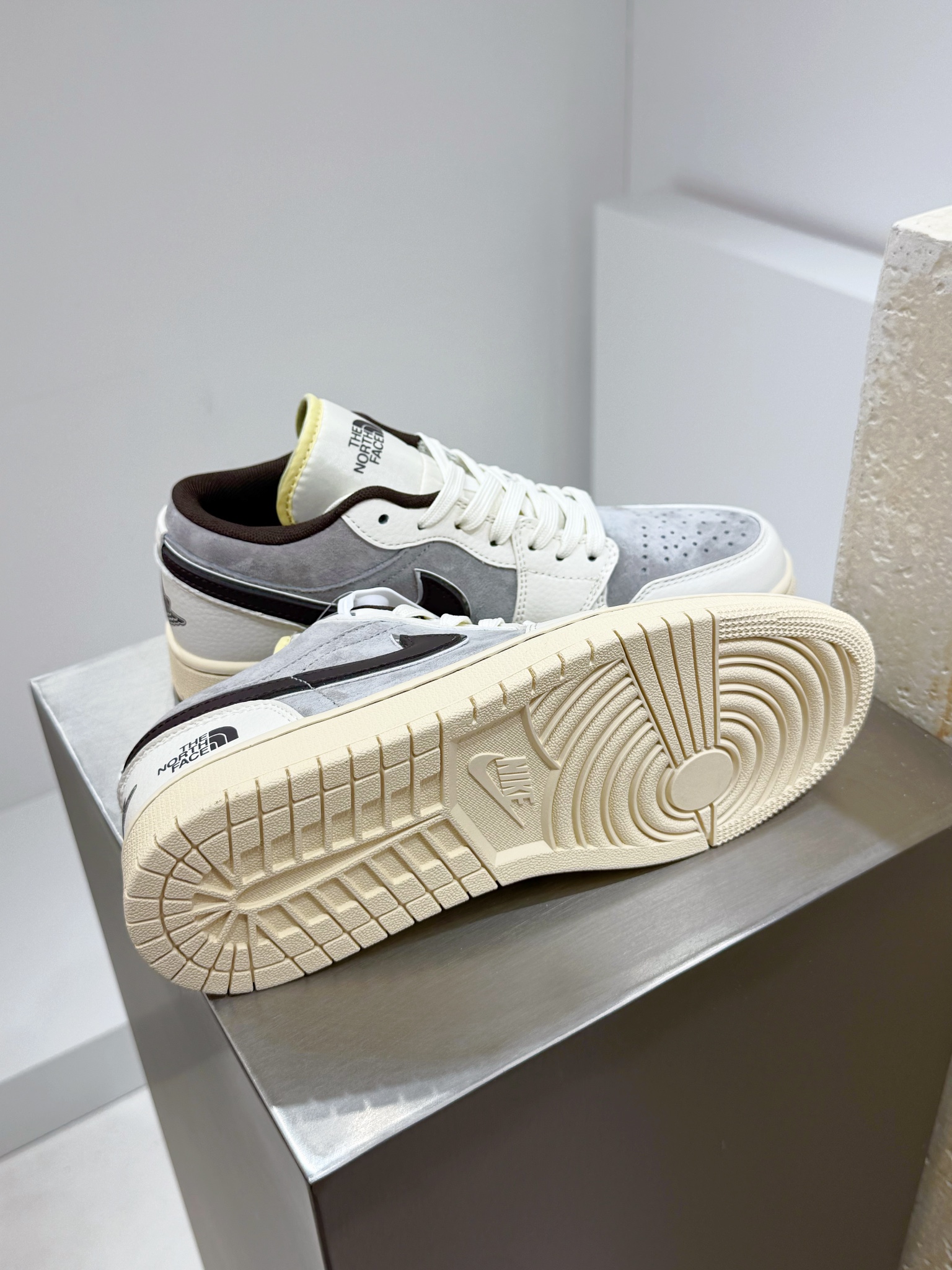 Jordan Nike The North Face Basic Shoes L-s