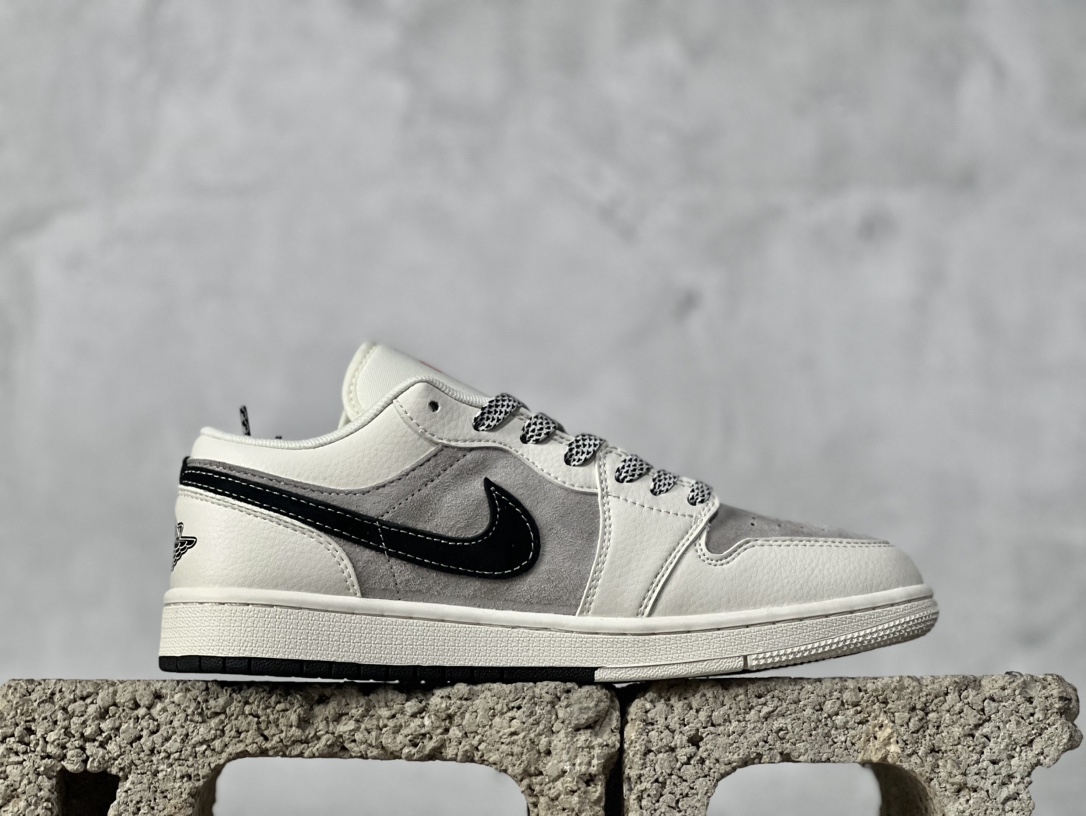 Jordan Nike Supreme Basic Shoes M-l-s