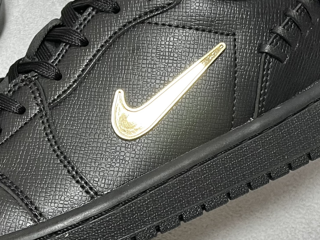 Jordan Nike Board Shoes L-s