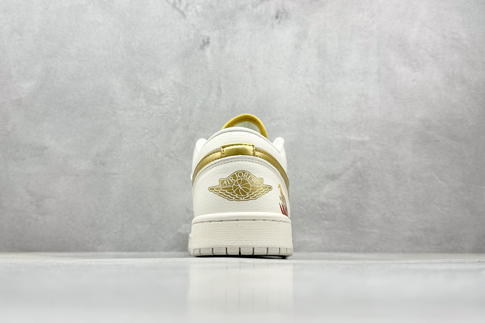 Jordan Nike Basic Shoes S