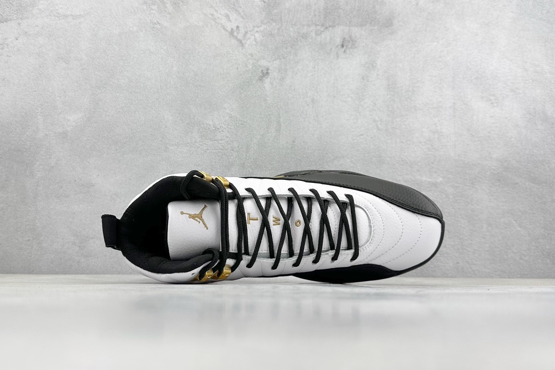 Jordan Nike Basic Shoes