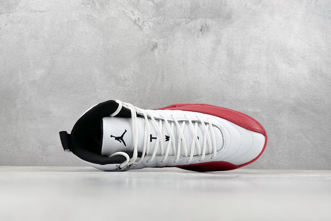 Jordan Nike Basic Shoes