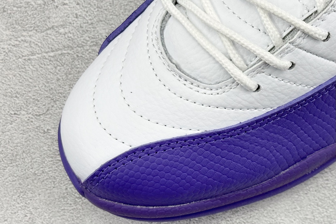 Jordan Nike Basic Shoes