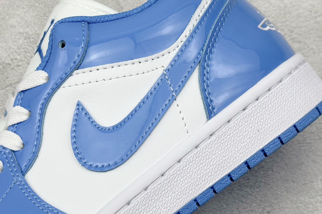 Jordan Nike Basic Shoes L