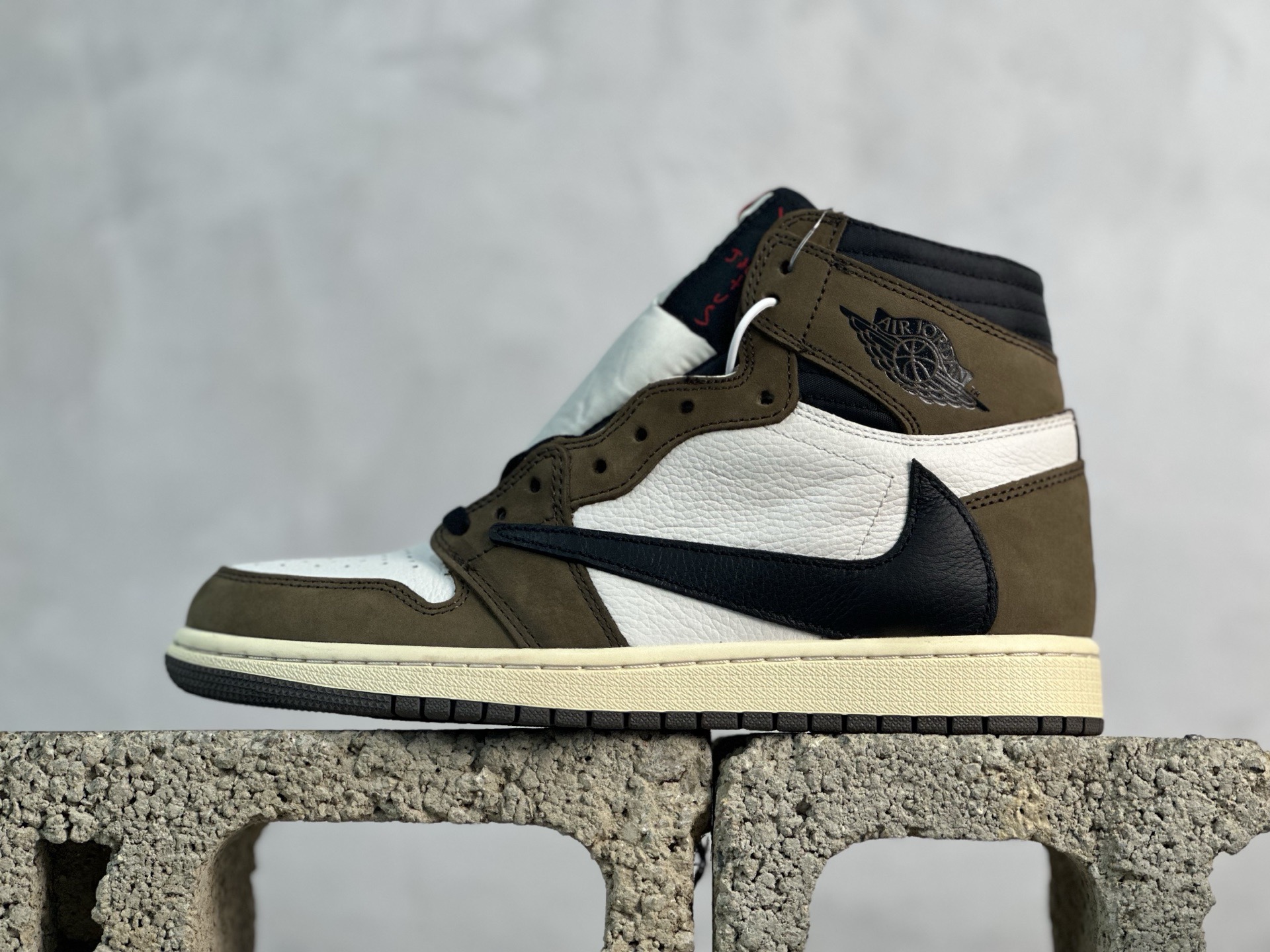 Jordan Nike Basic Shoes