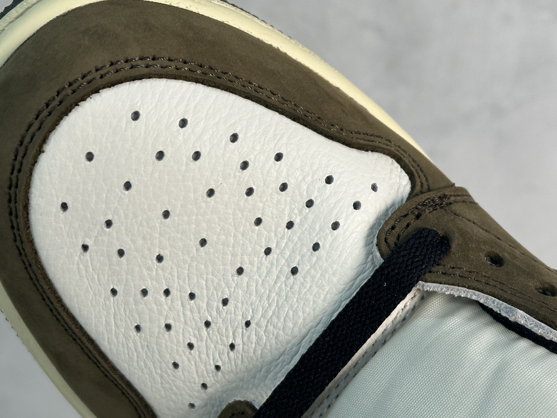 Jordan Nike Basic Shoes