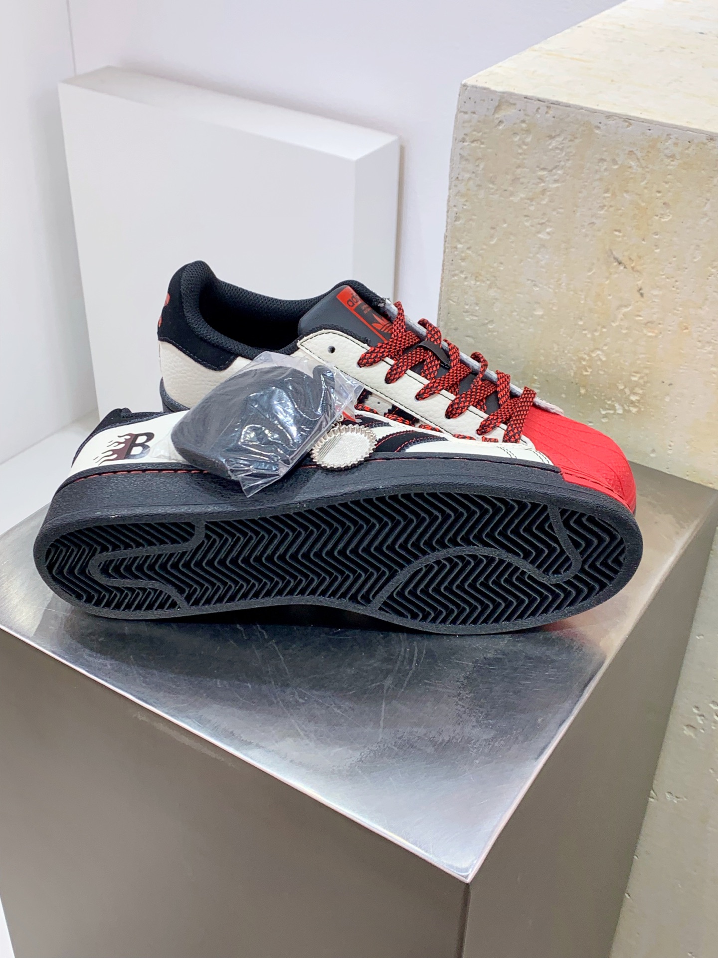 Adidas Board Shoes L