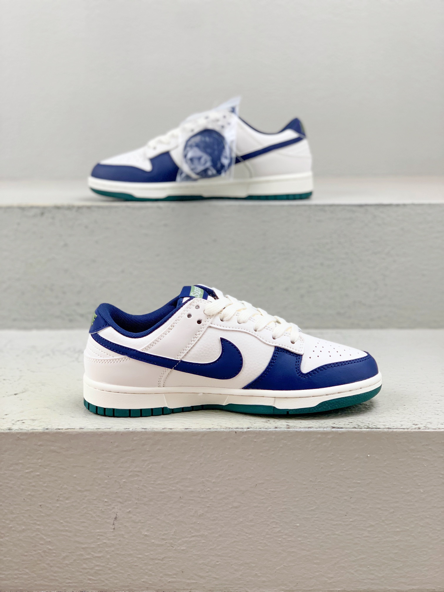 Nike Supreme Basic Shoes M-l-s