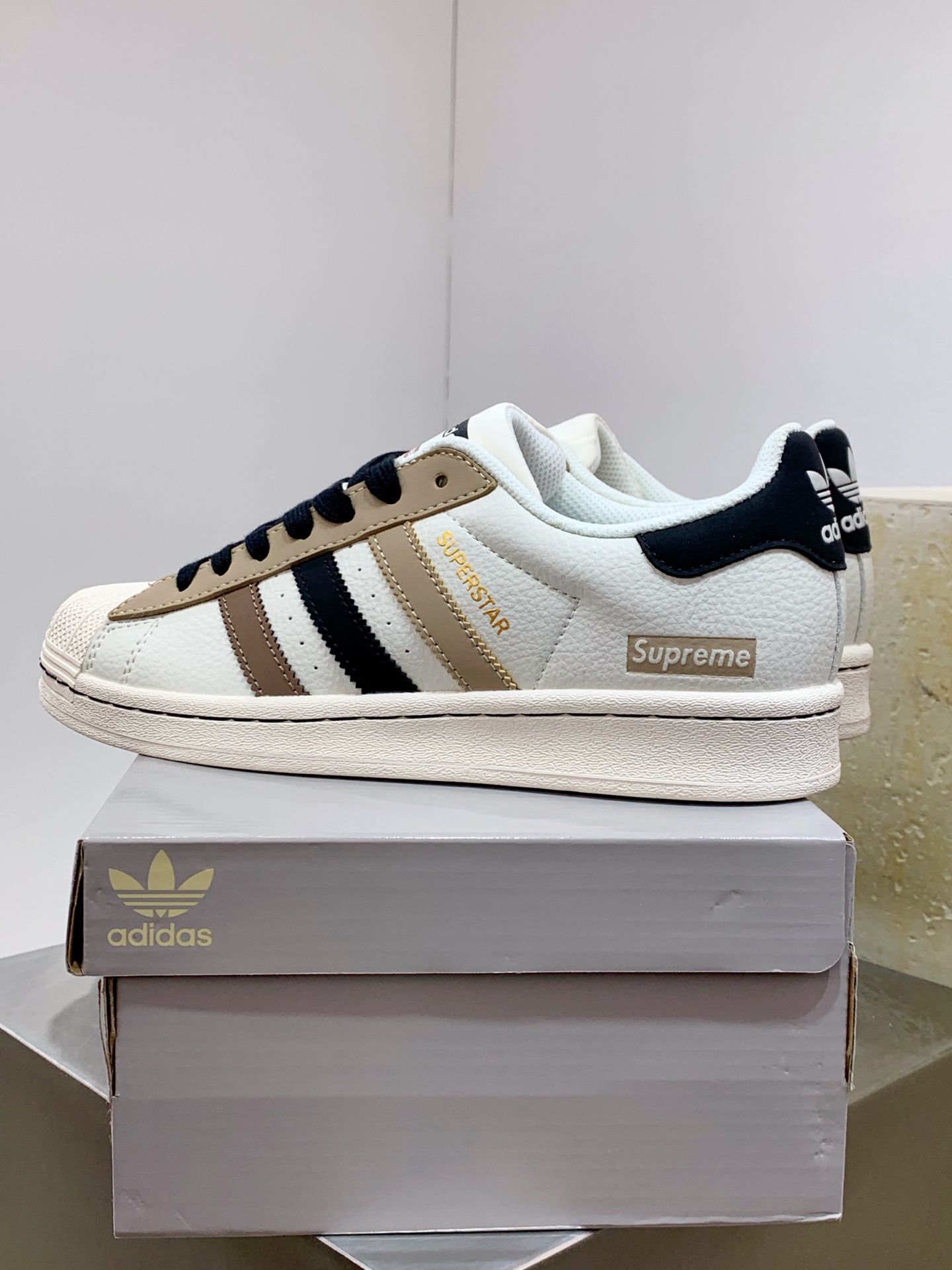 Adidas Supreme Basic Shoes M-l-s