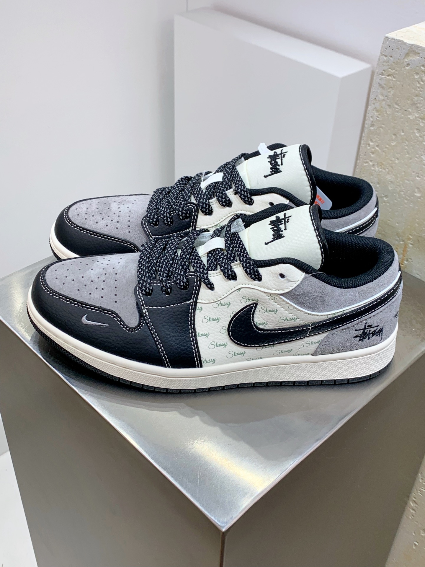 Jordan Nike Basic Shoes L-s