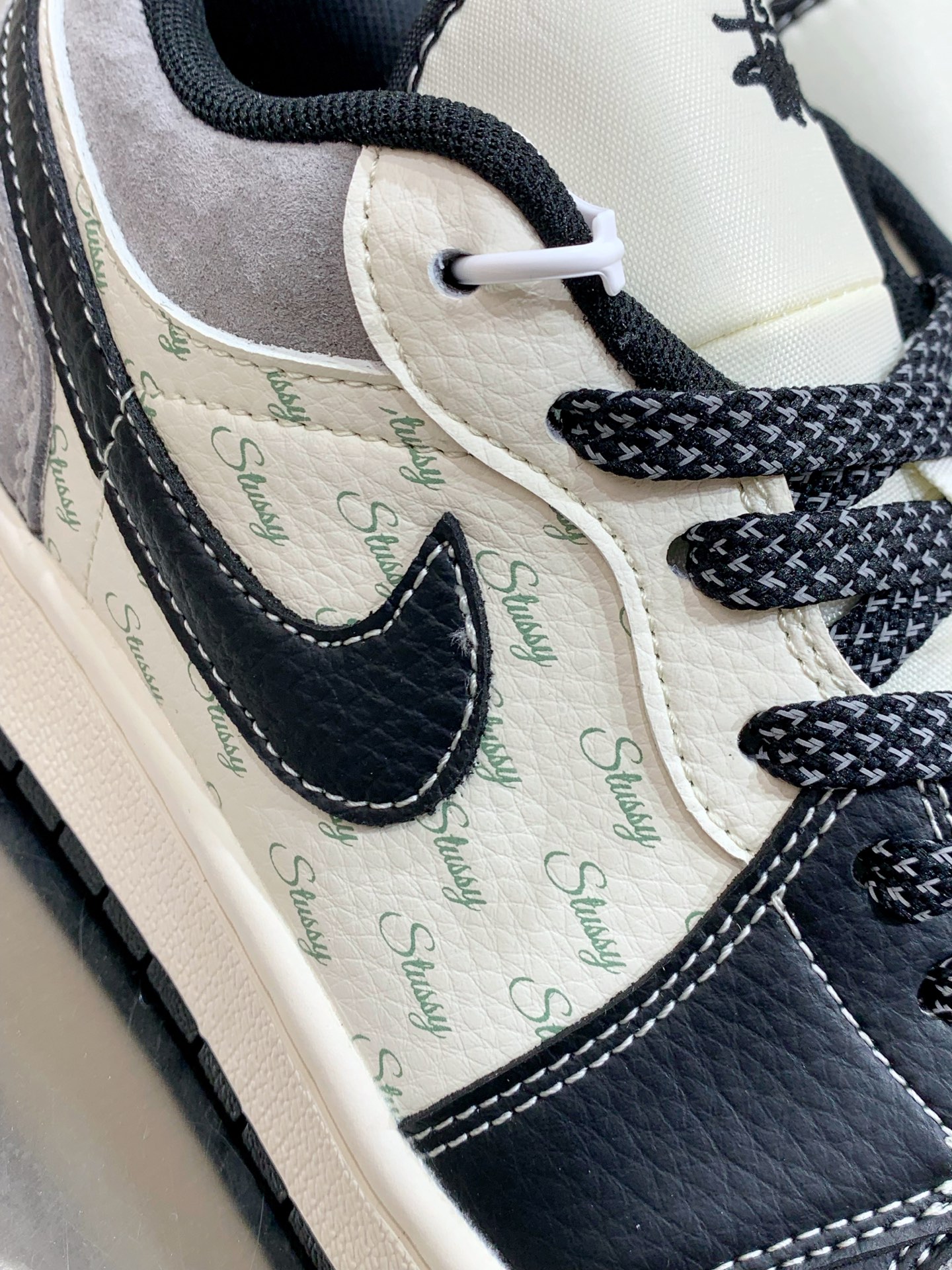 Jordan Nike Basic Shoes L-s