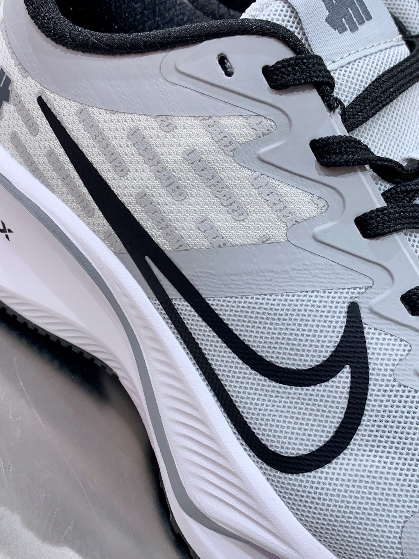 Calvin Klein Running Shoes M-l-s