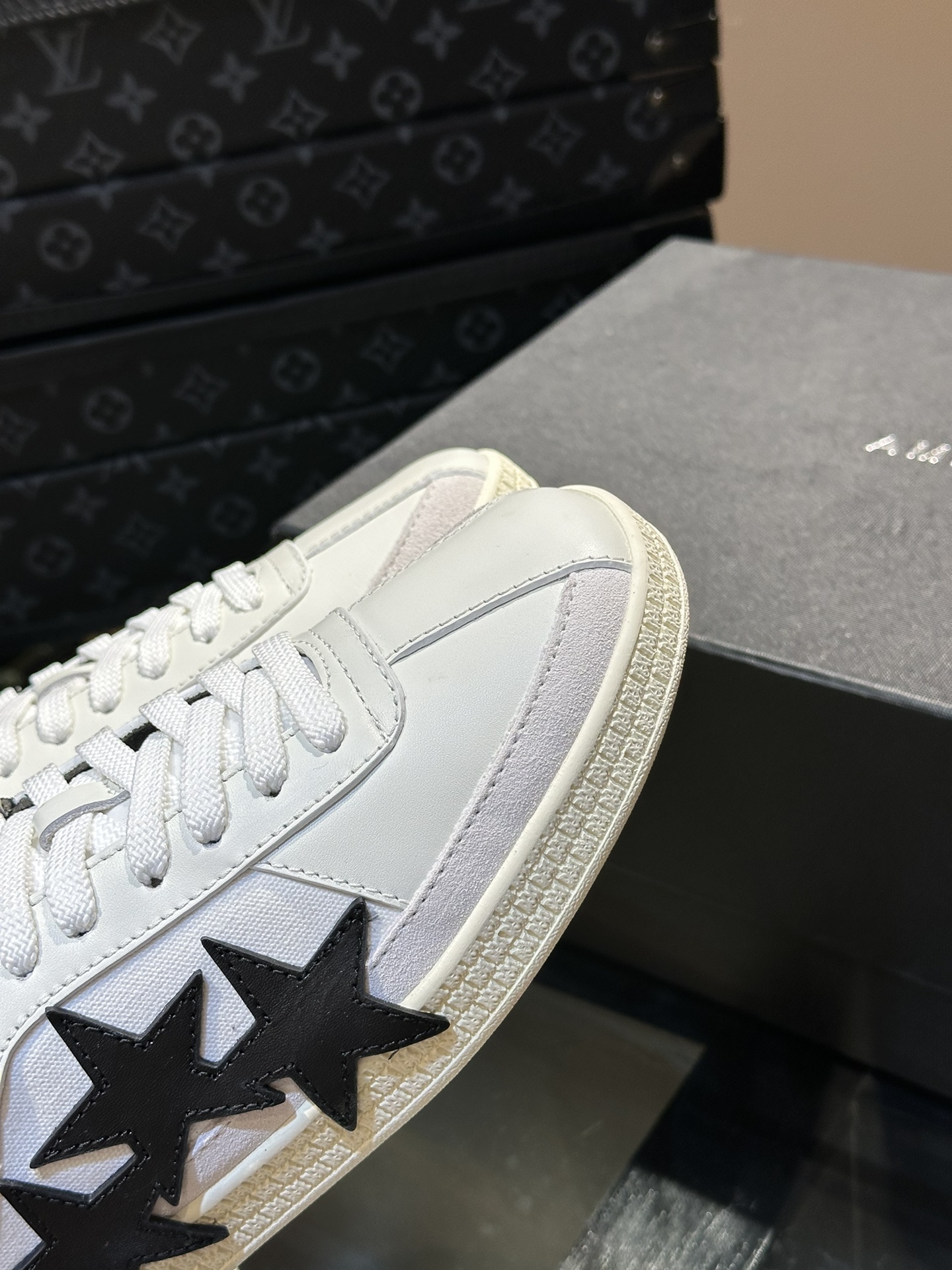 Amiri Couple Board Shoes M-s