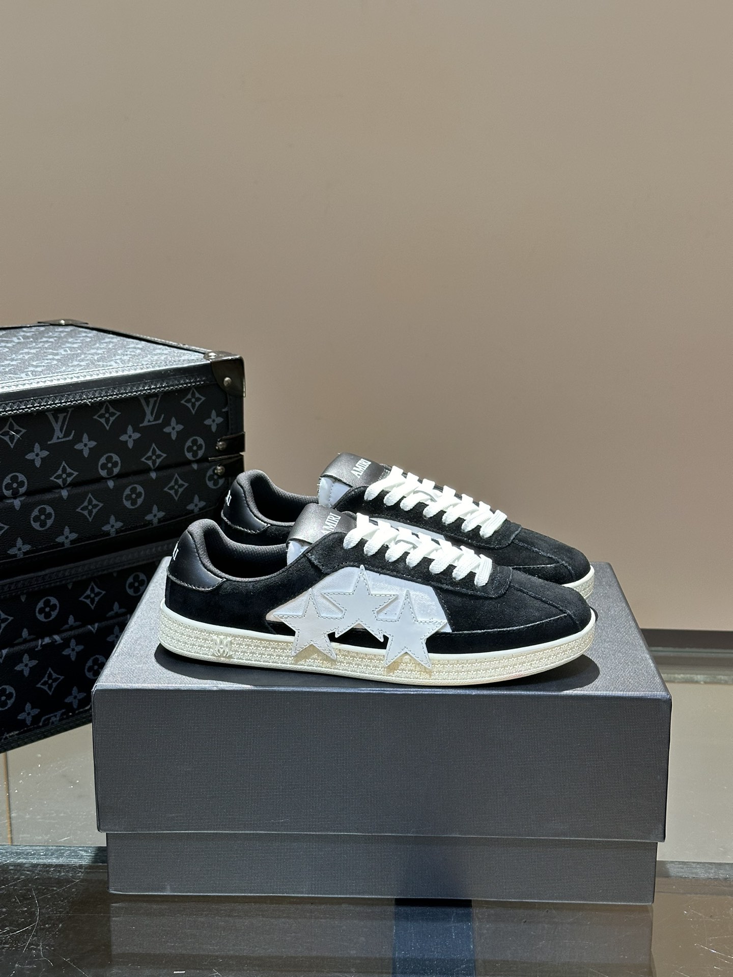 Amiri Couple Board Shoes M-s