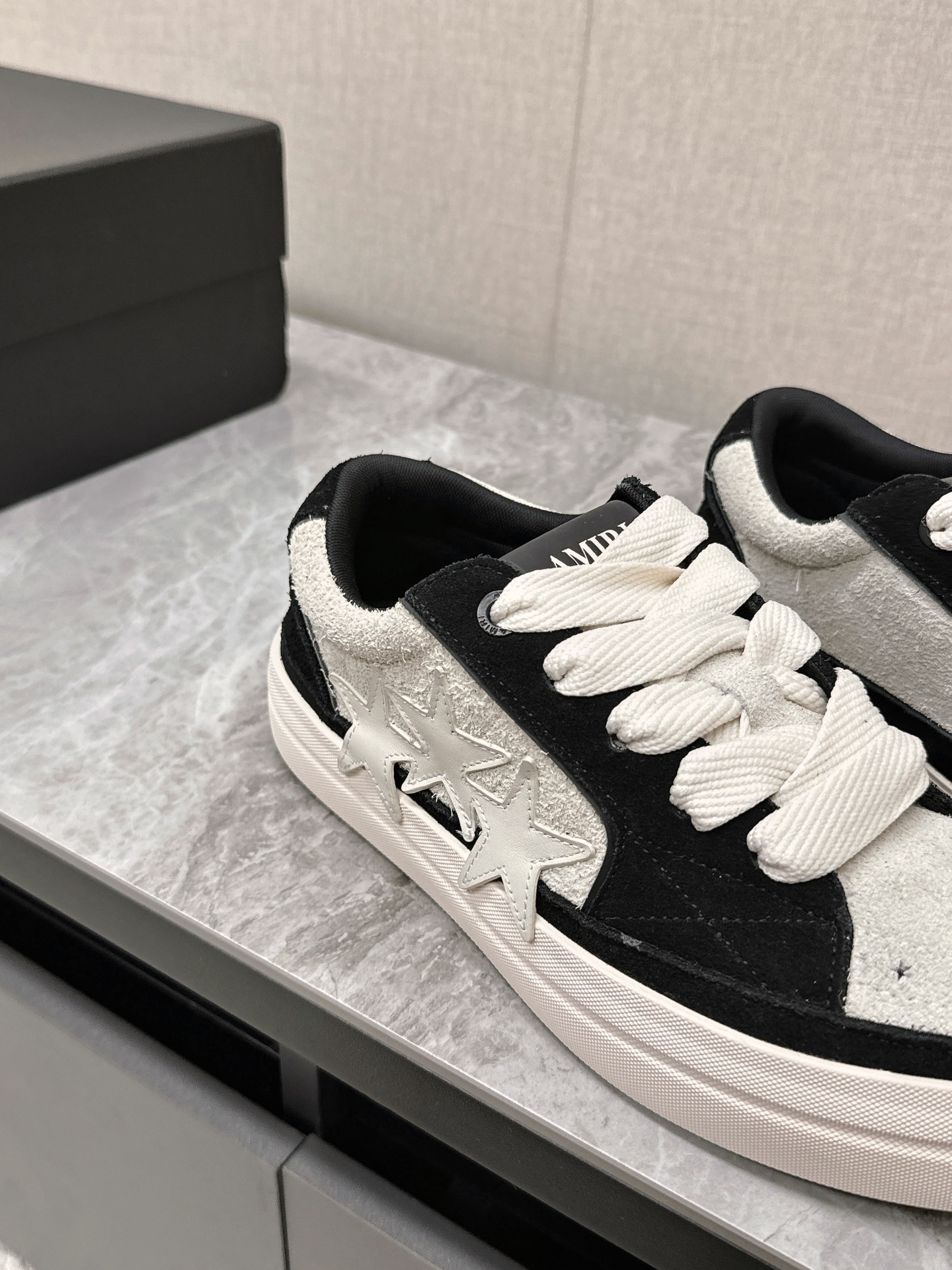 Amiri Male Sneakers Mesh Breathable M-s