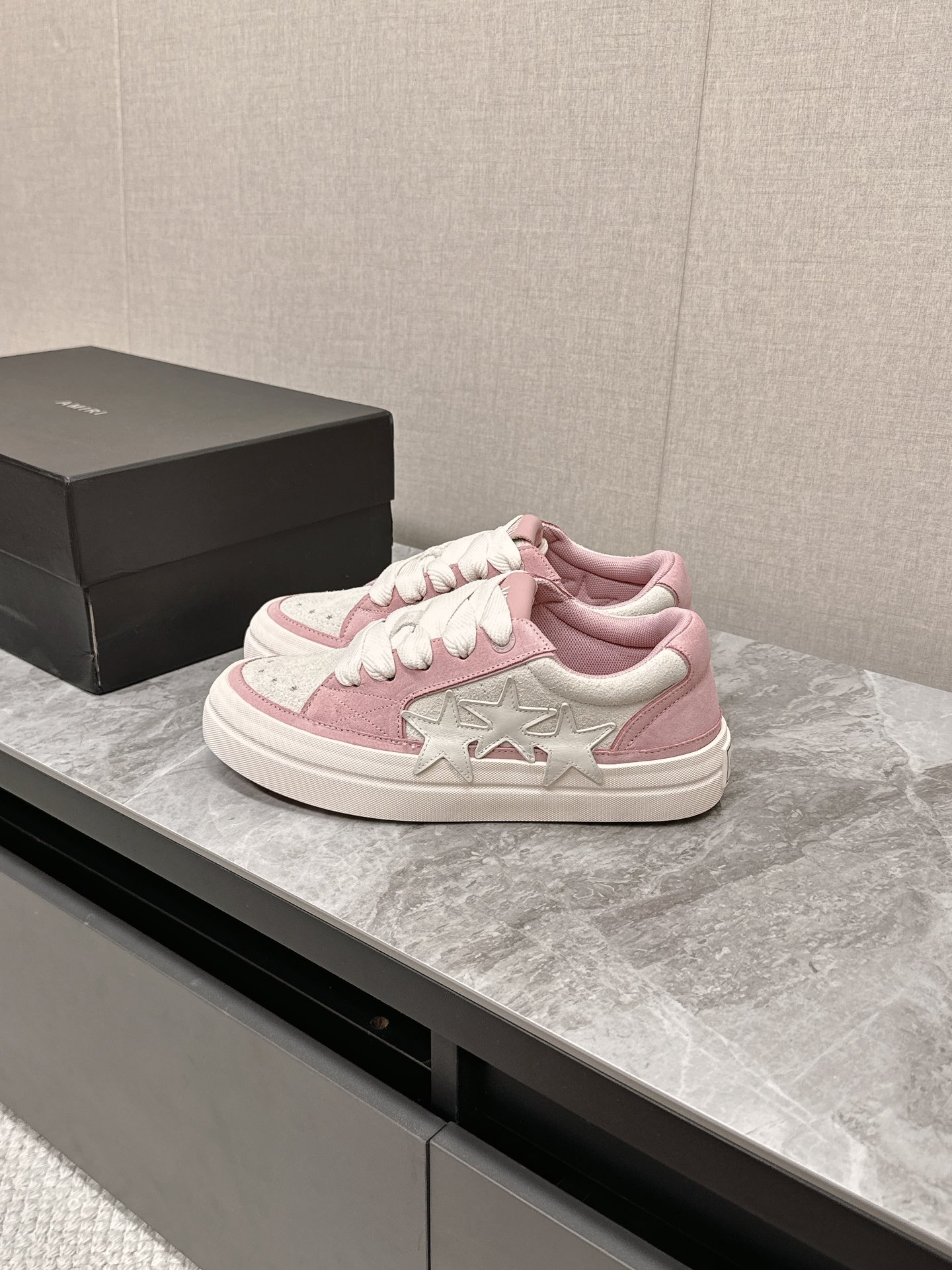 Amiri Female Sneakers Mesh Breathable M-s