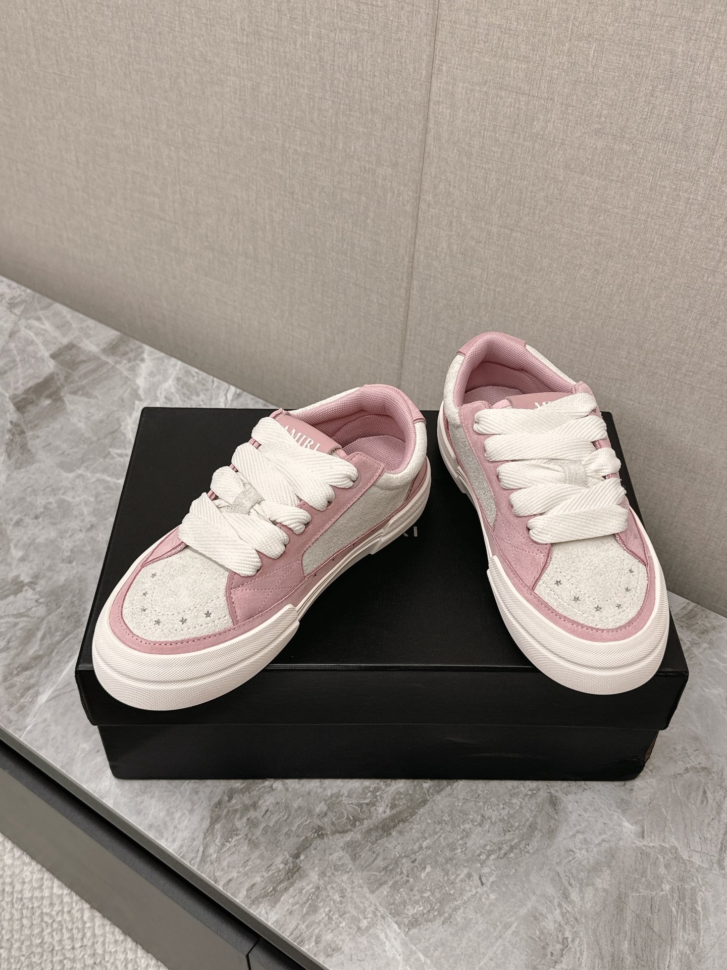 Amiri Female Sneakers Mesh Breathable M-s