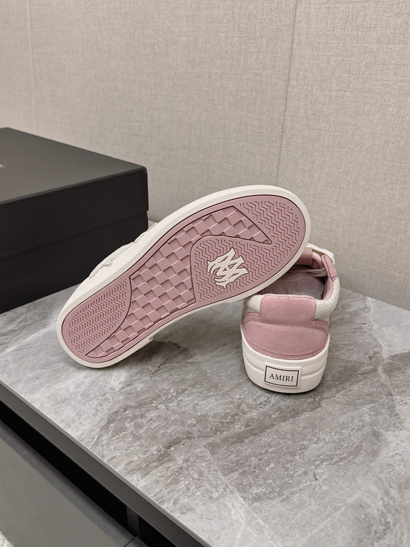 Amiri Female Sneakers Mesh Breathable M-s