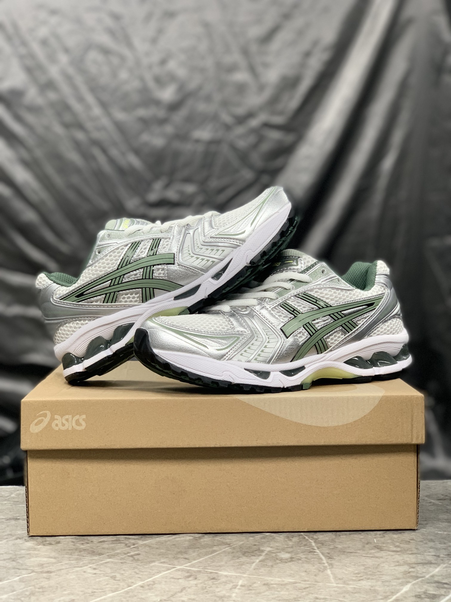 Asics Running Shoes Breathable L-s