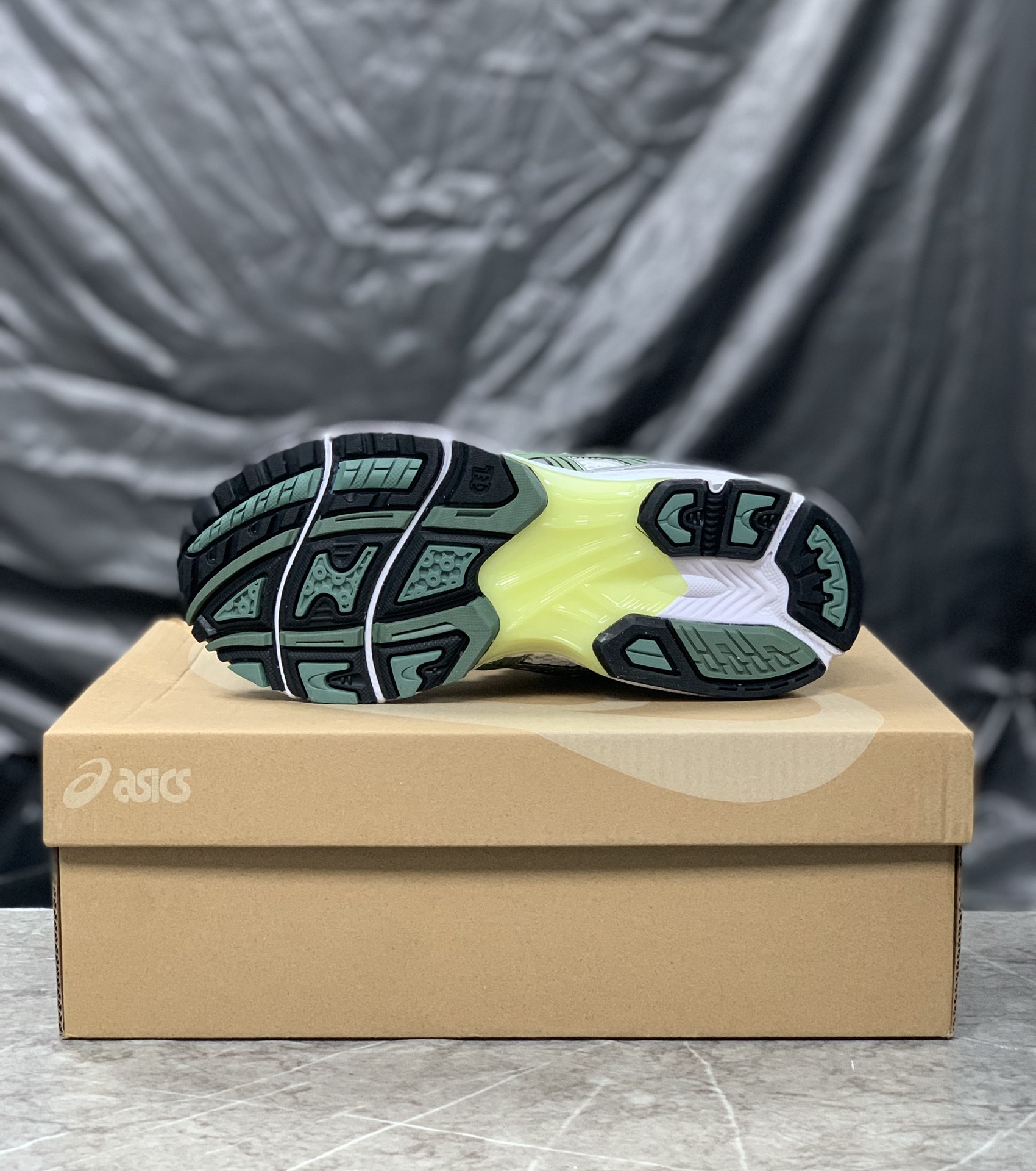 Asics Running Shoes Breathable L-s