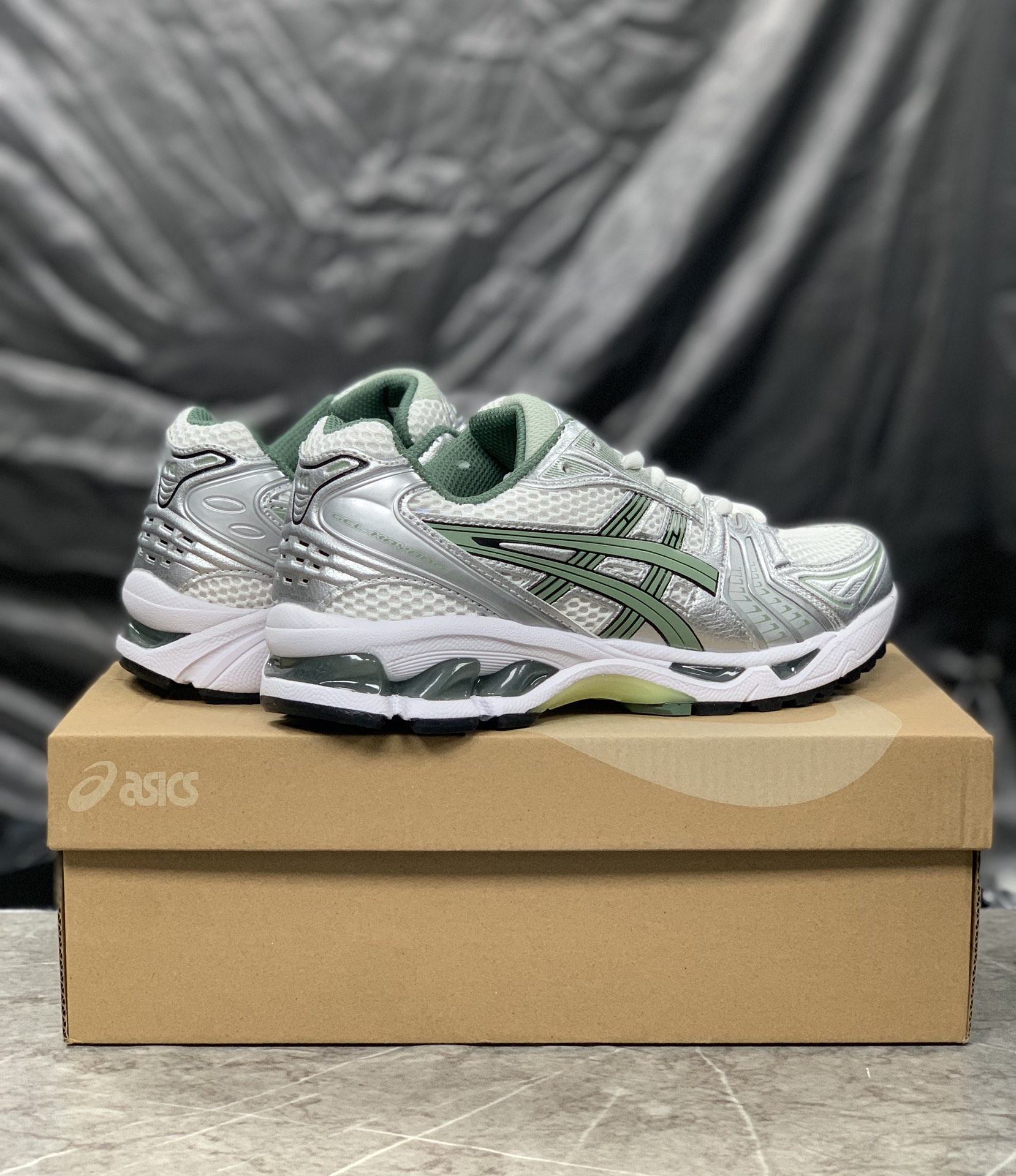 Asics Running Shoes Breathable L-s