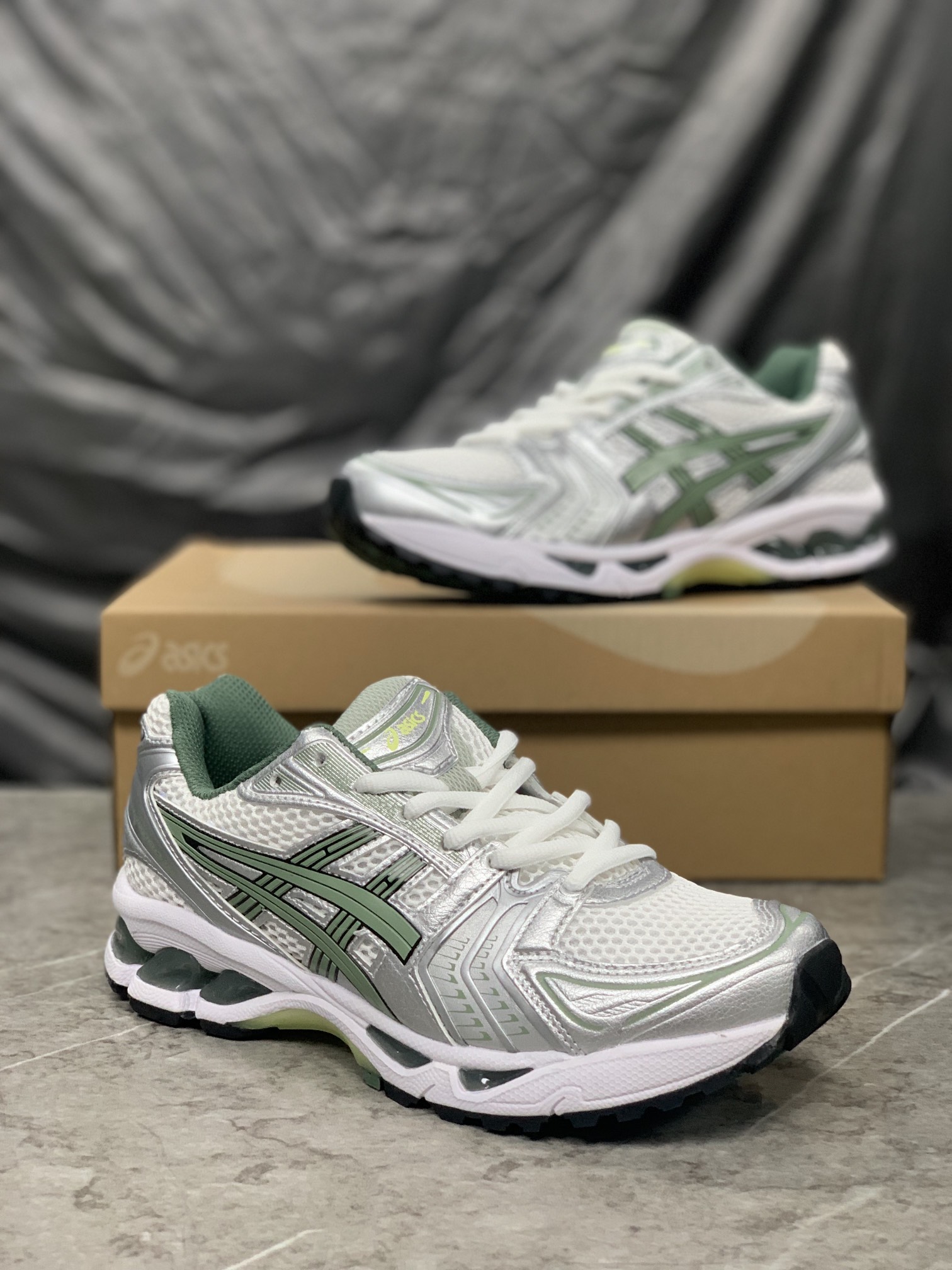 Asics Running Shoes Breathable L-s