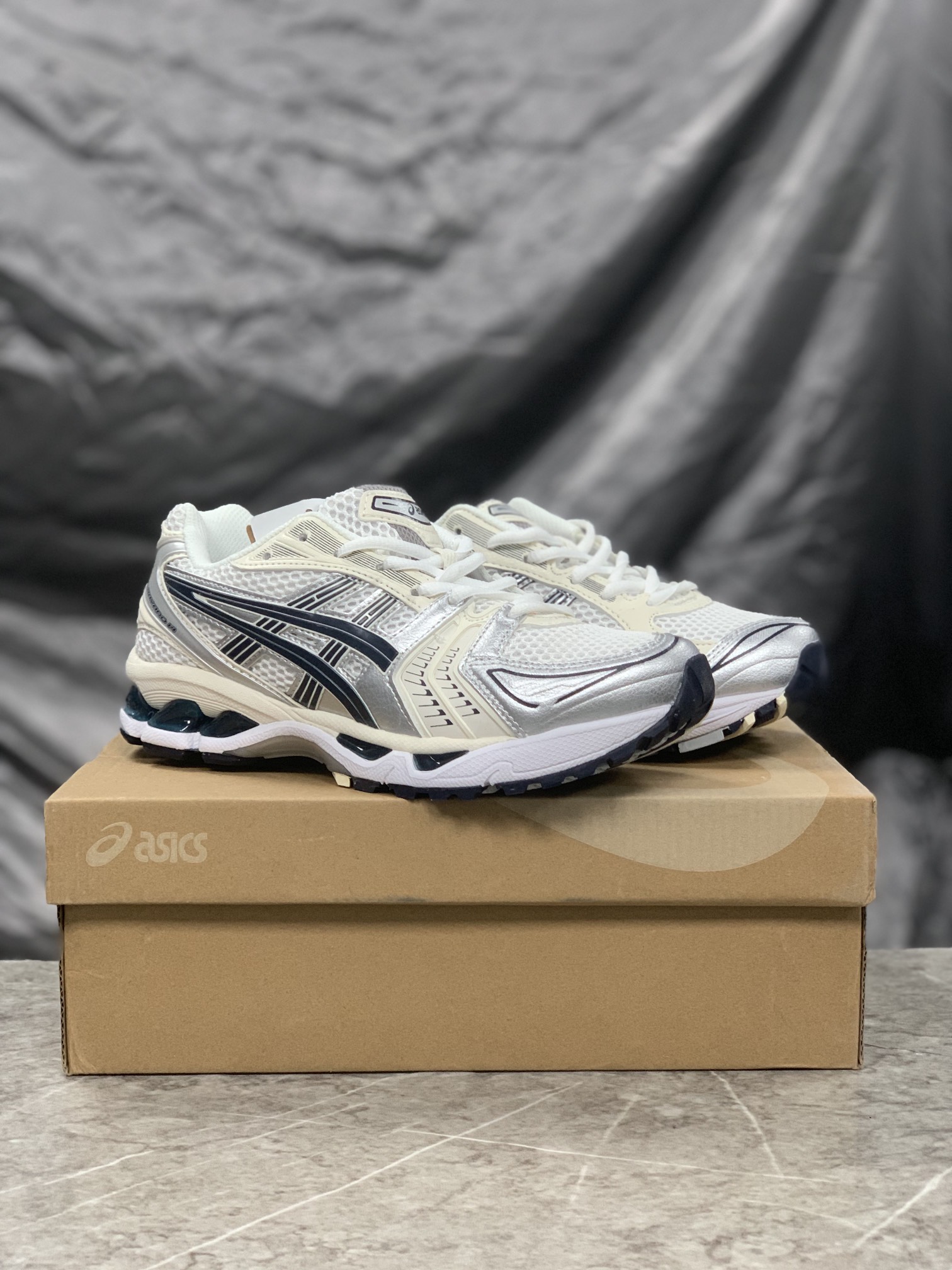 Asics Running Shoes Breathable L-s