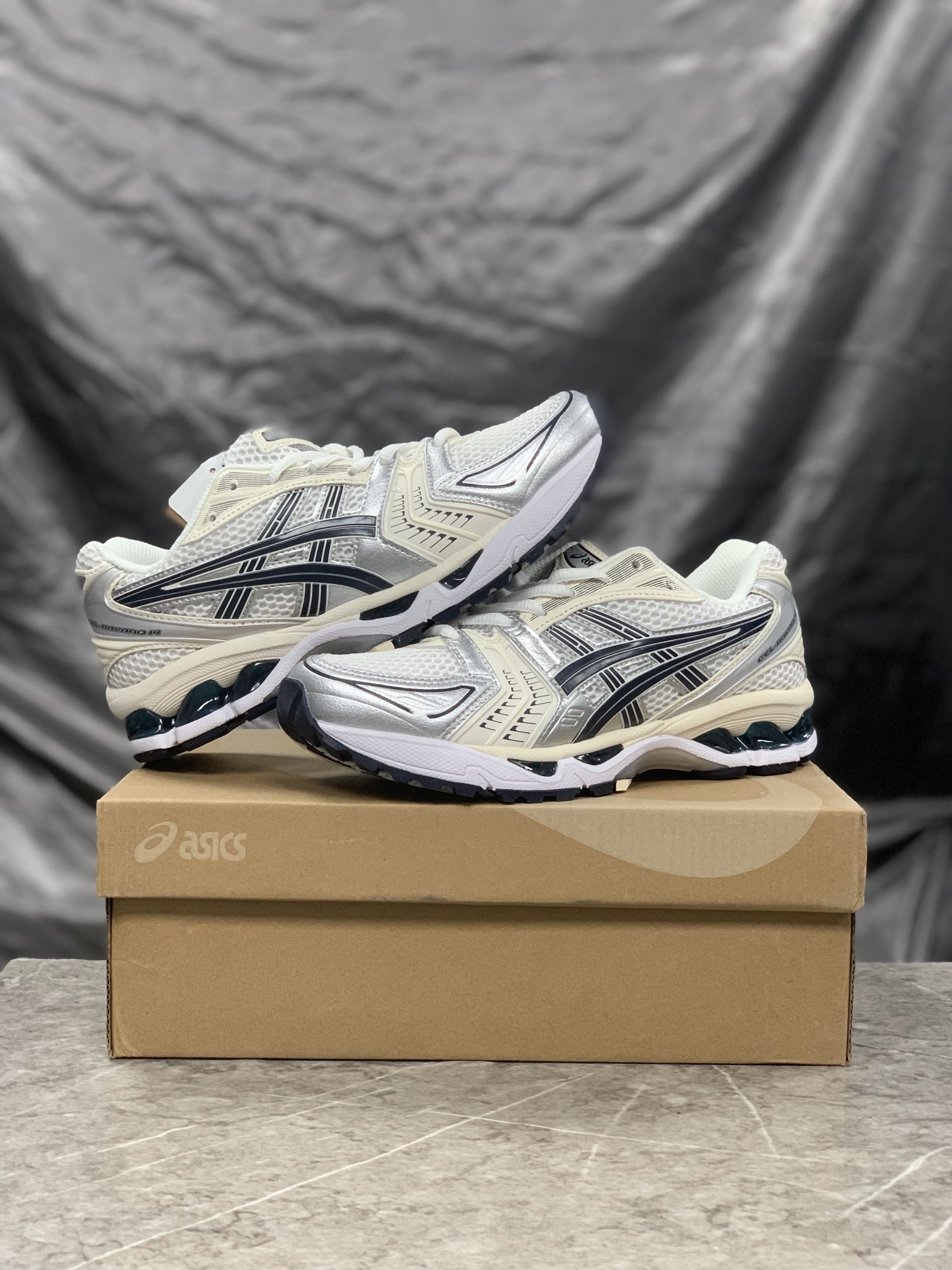 Asics Running Shoes Breathable L-s