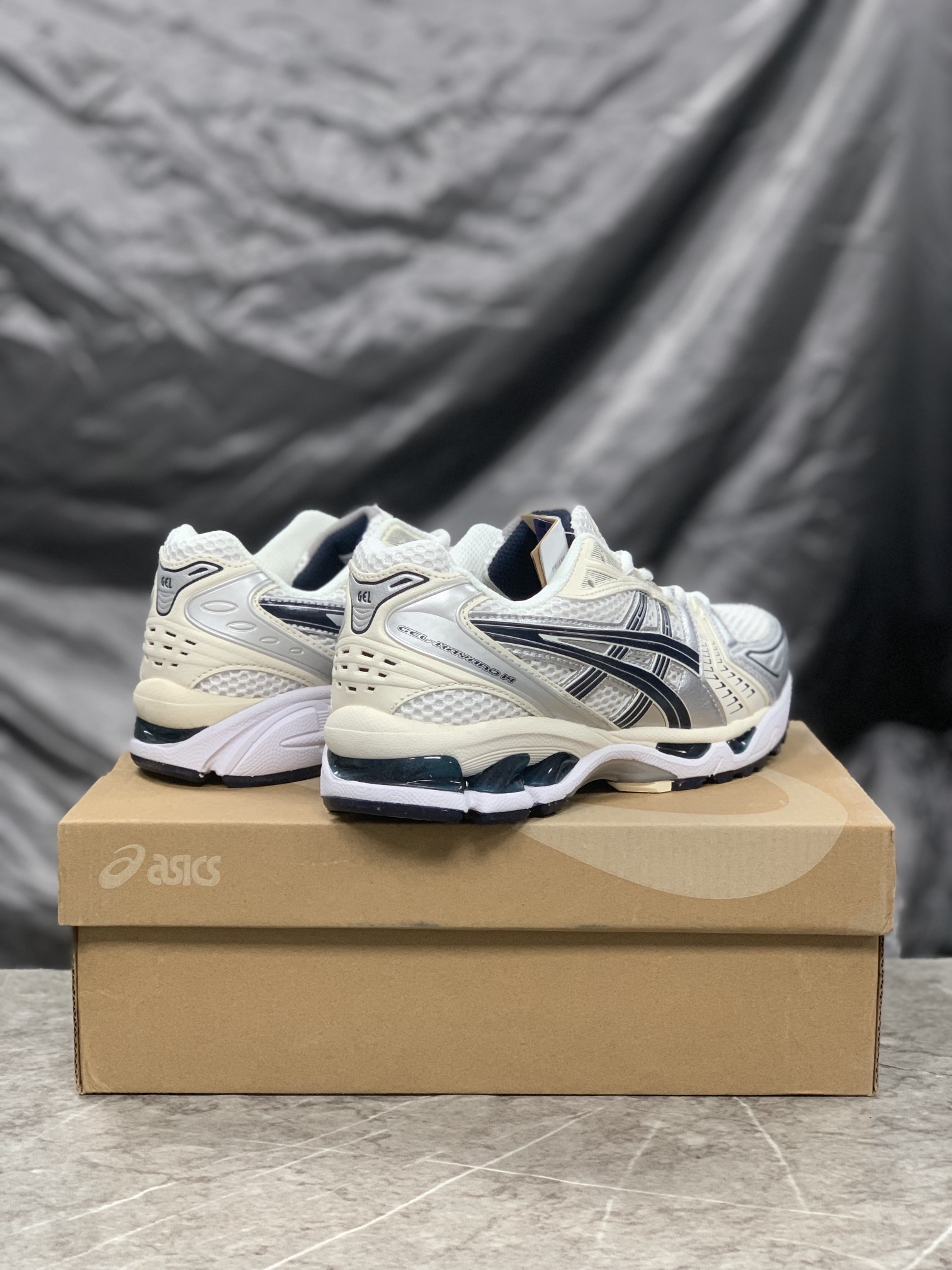 Asics Running Shoes Breathable L-s