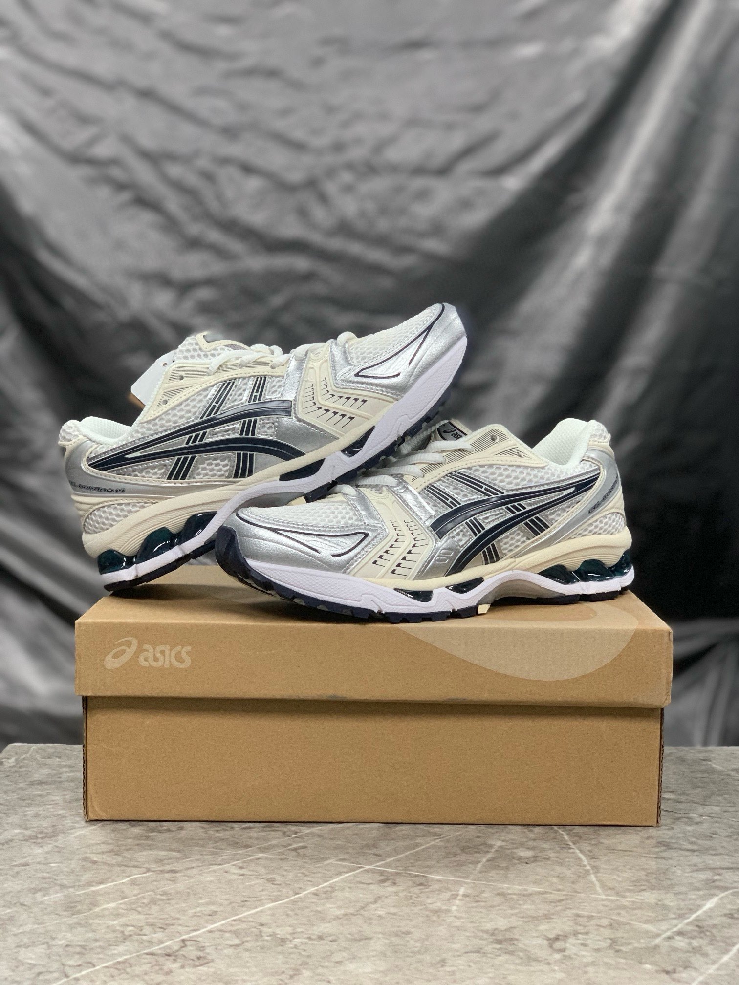 Asics Running Shoes Breathable L-s