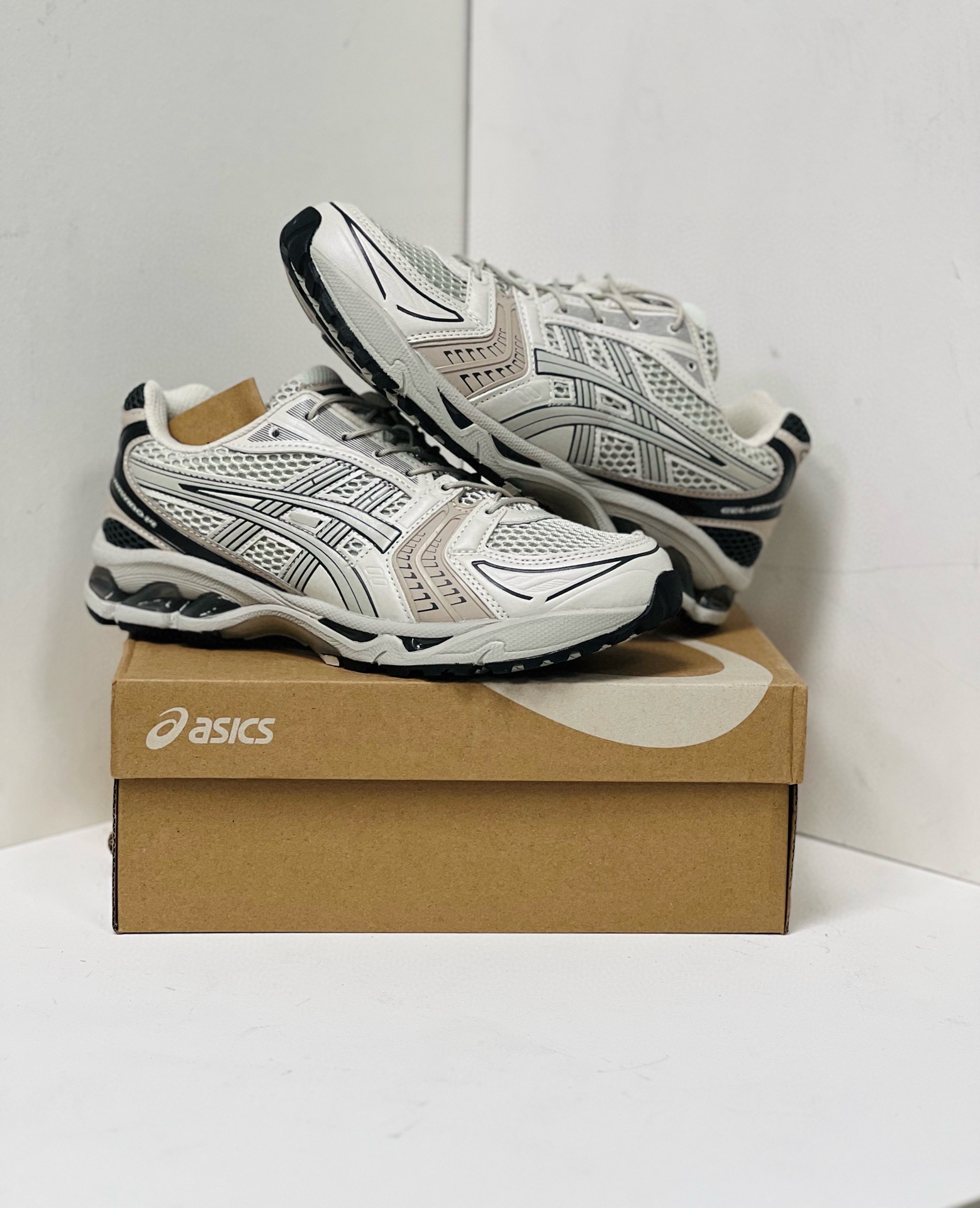 Asics Running Shoes Breathable L-s