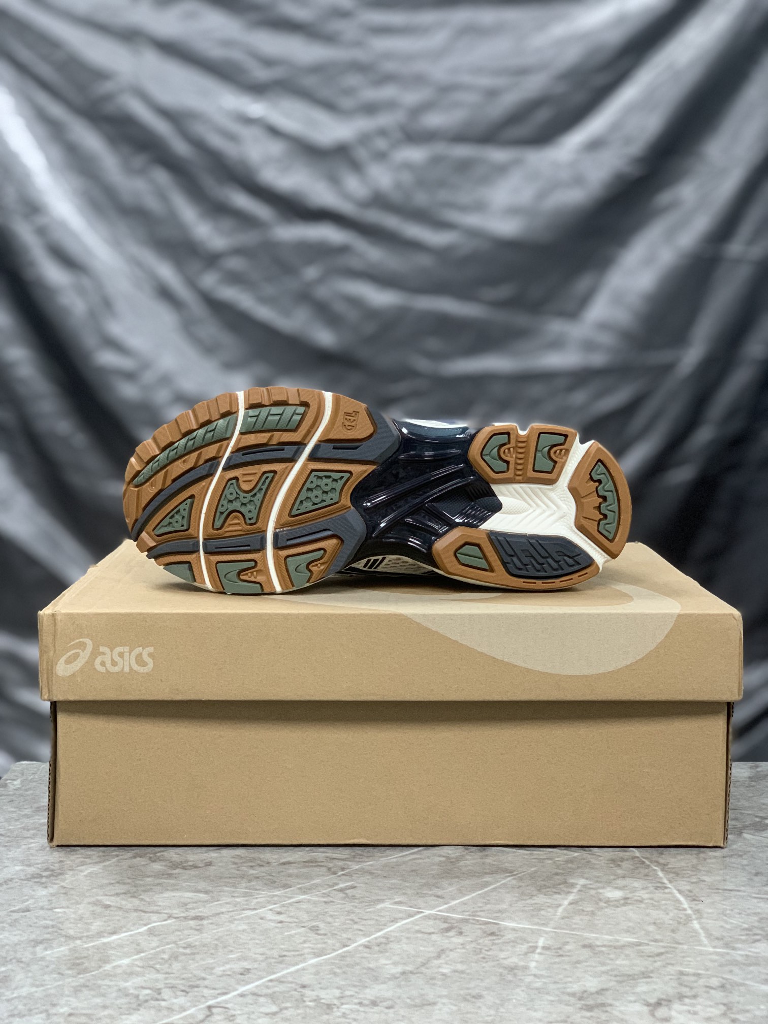 Asics Running Shoes Breathable L-s