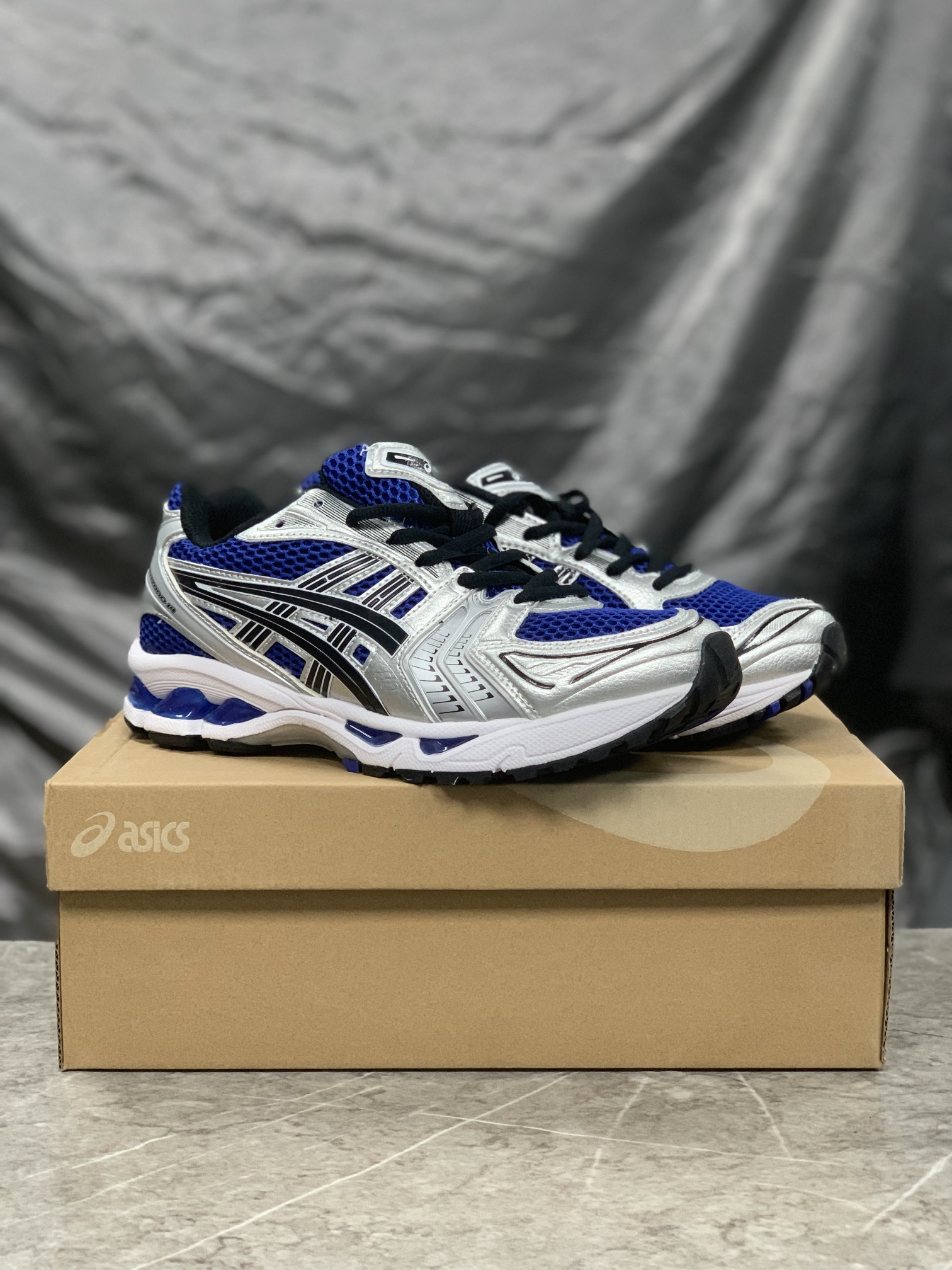 Asics Running Shoes Breathable L-s