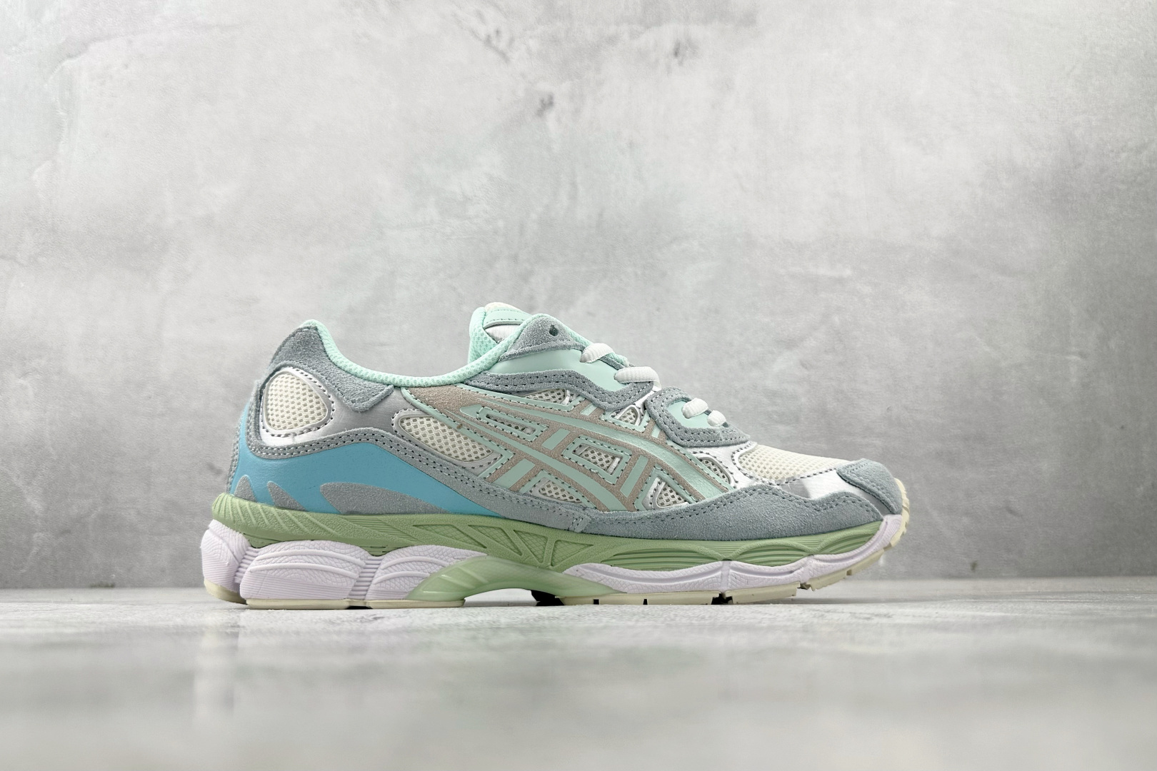 Asics Basic Shoes L-s